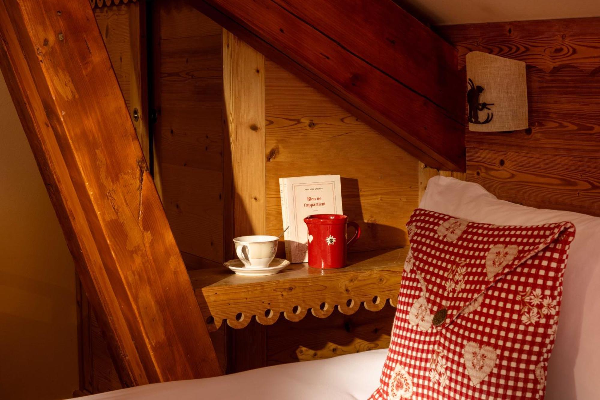 Double Room Mountain View