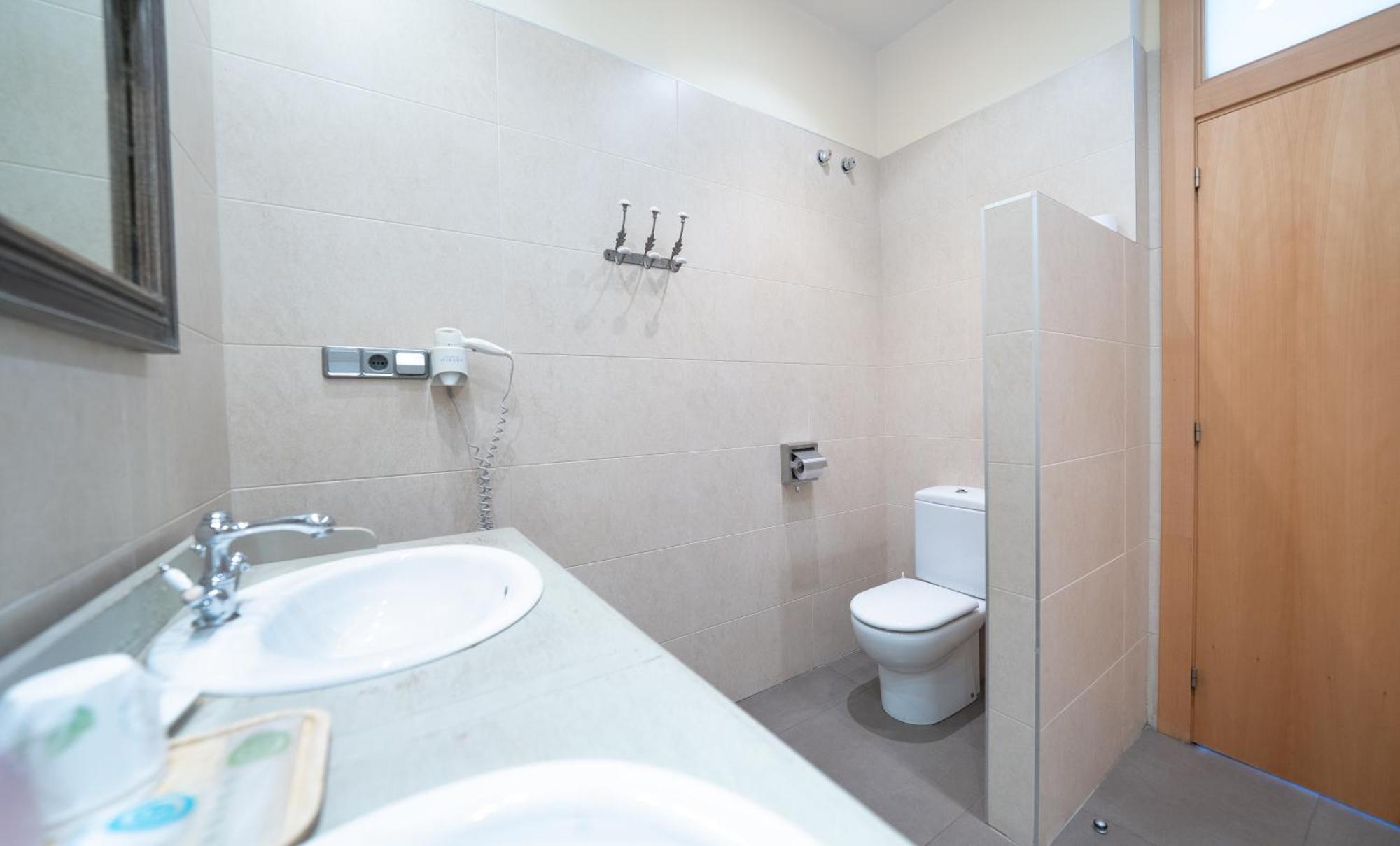 Queen Suite