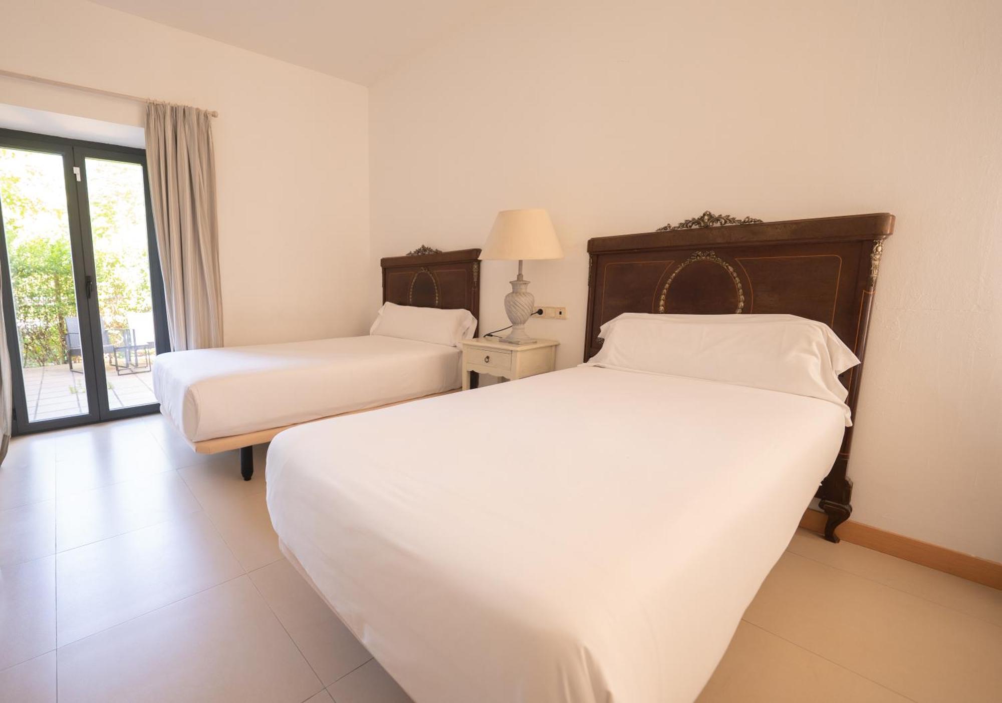 Queen Suite