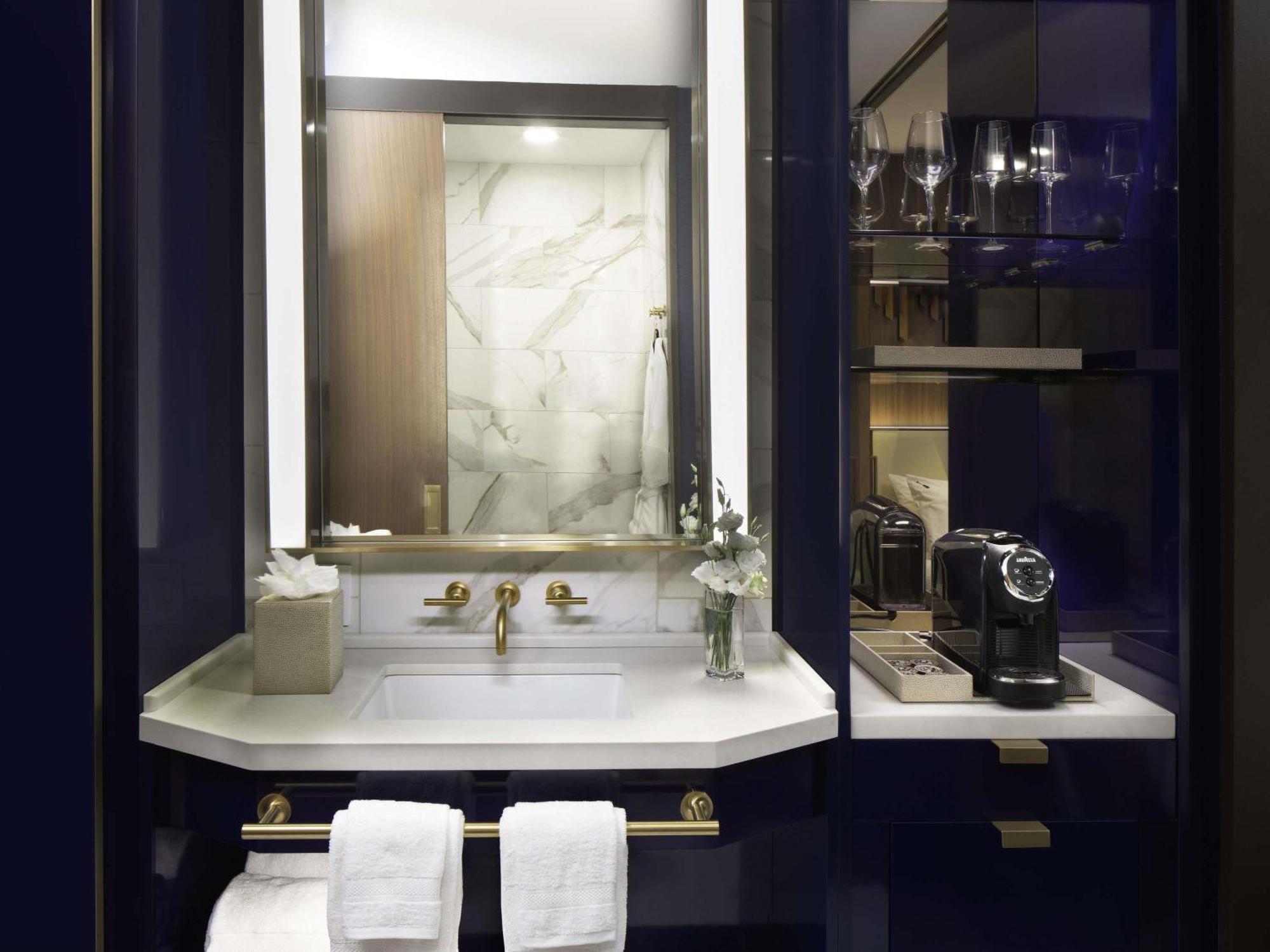 Chambre de Luxe avec 2 Lits Queen-Size.