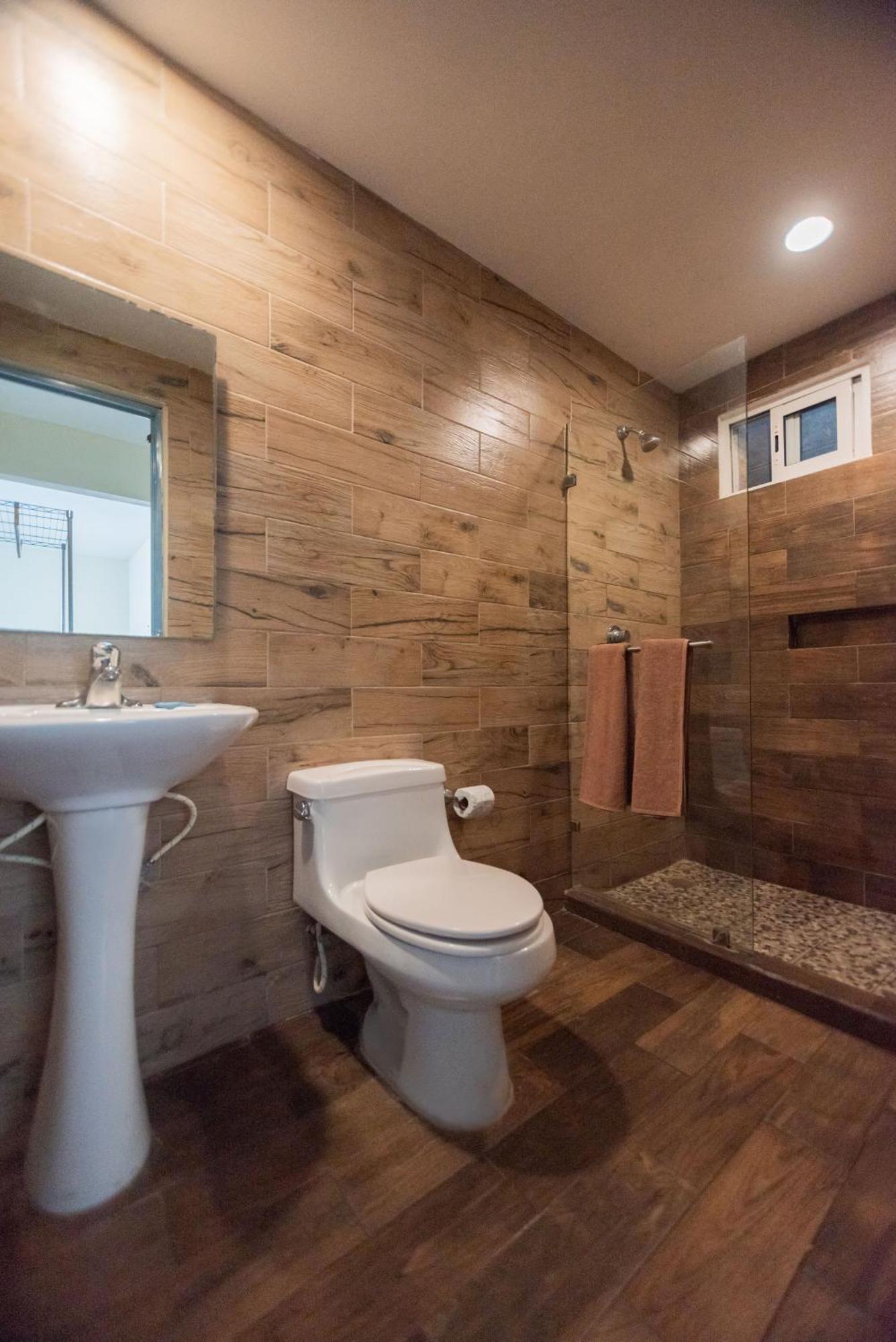 Queen Suite