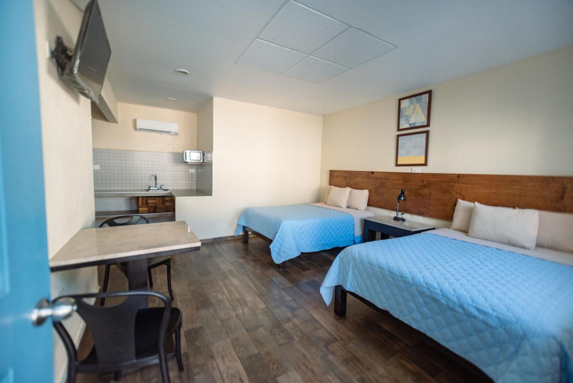 Standard Double Suite