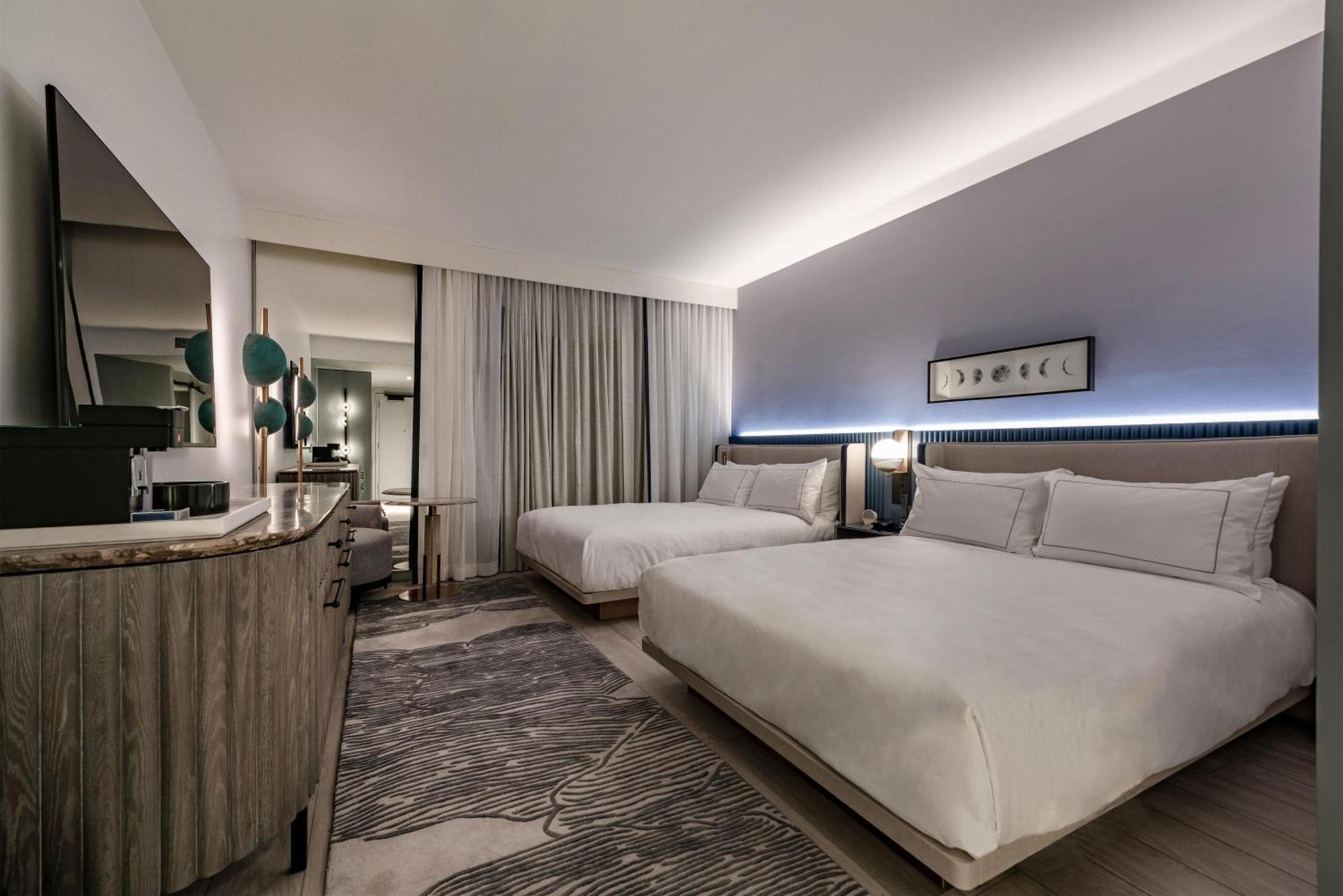 Queen Room Two Queen Beds