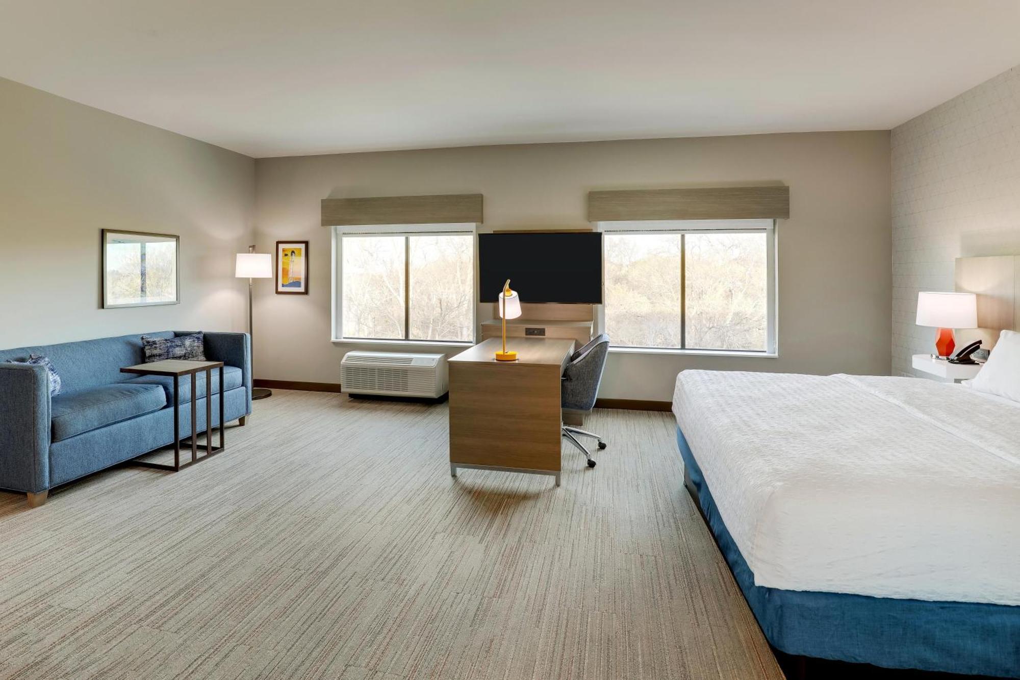 King Studio Suite
