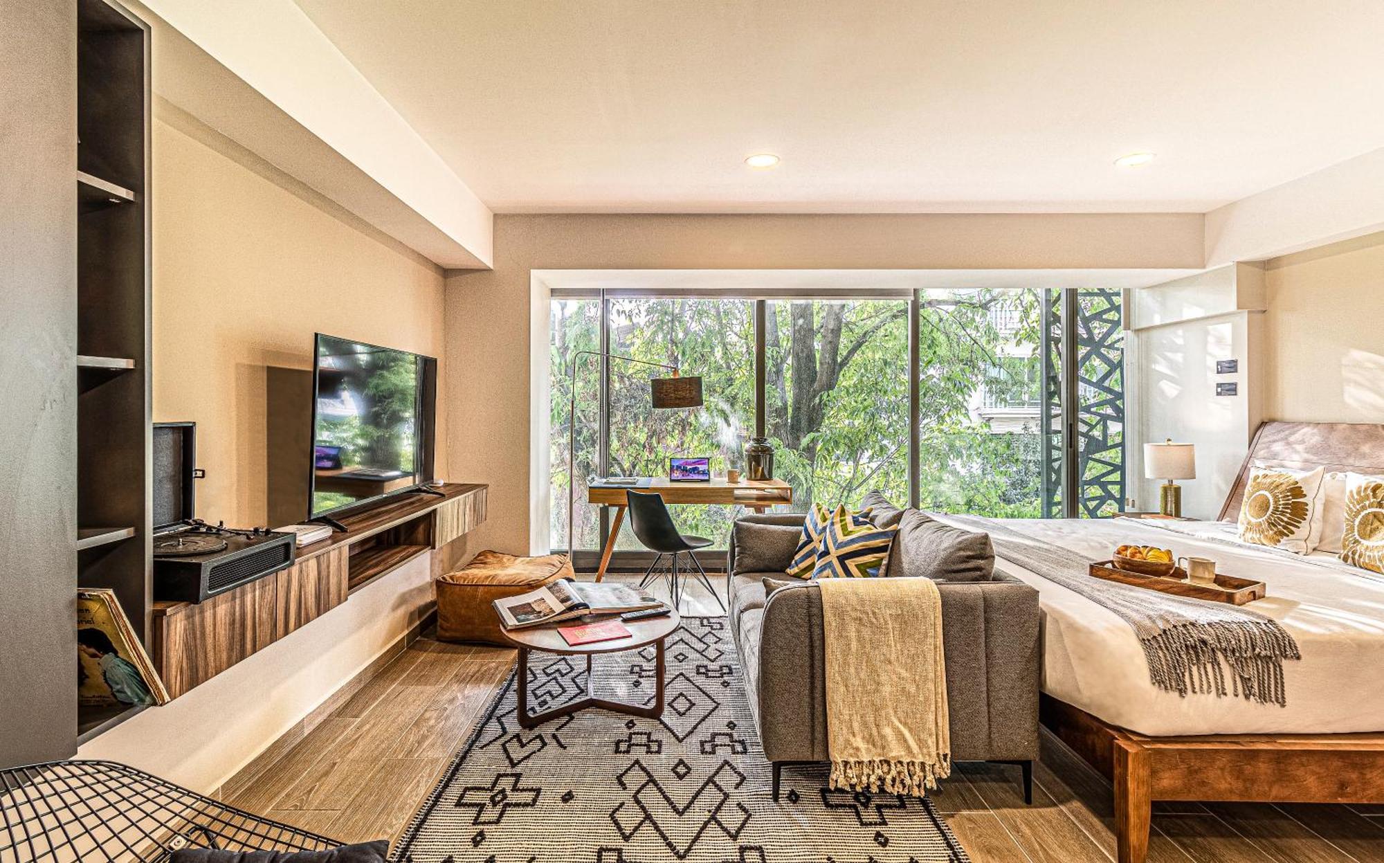 Studio Apartment city view
