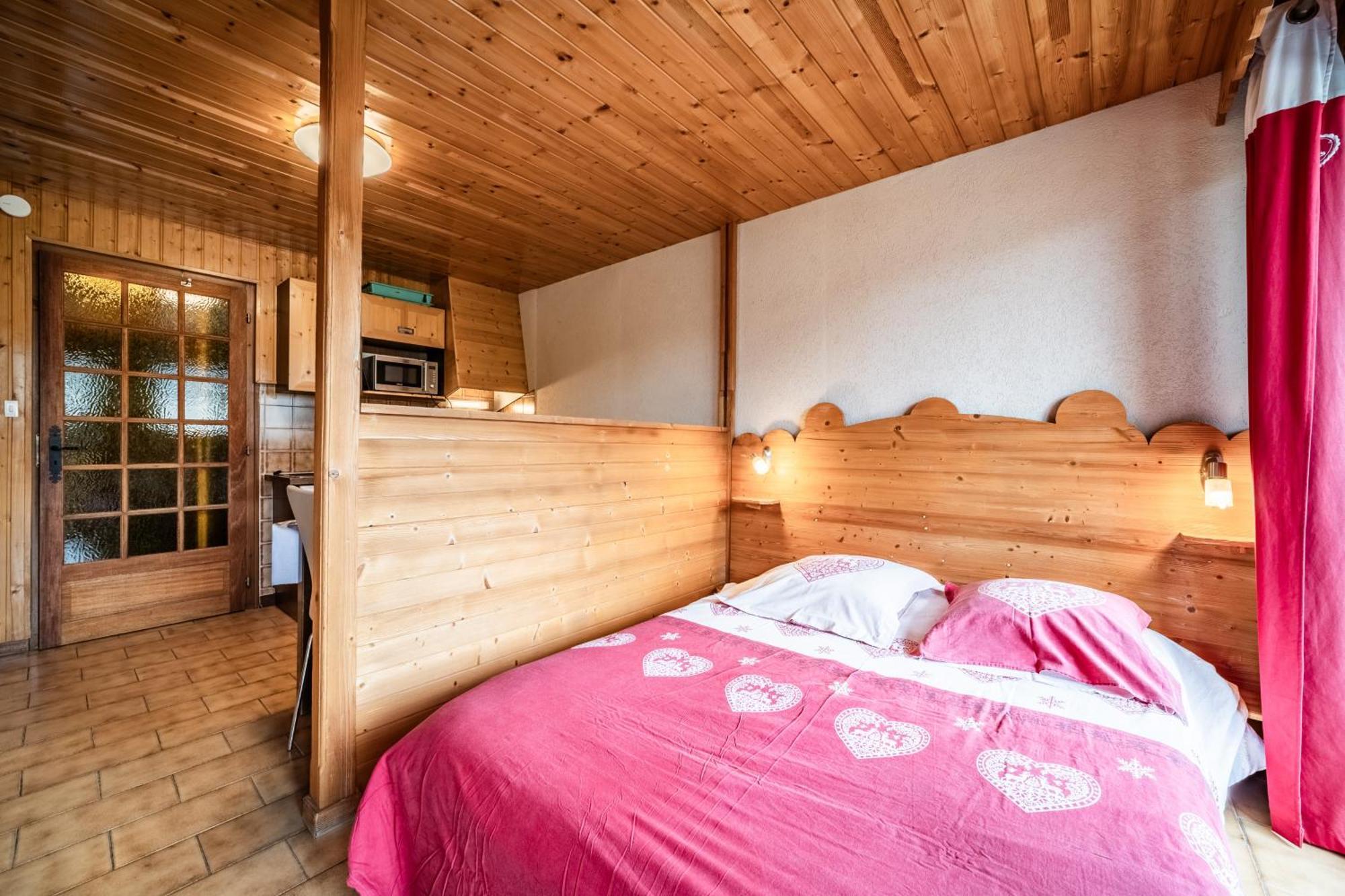 Quadruple Room Shower