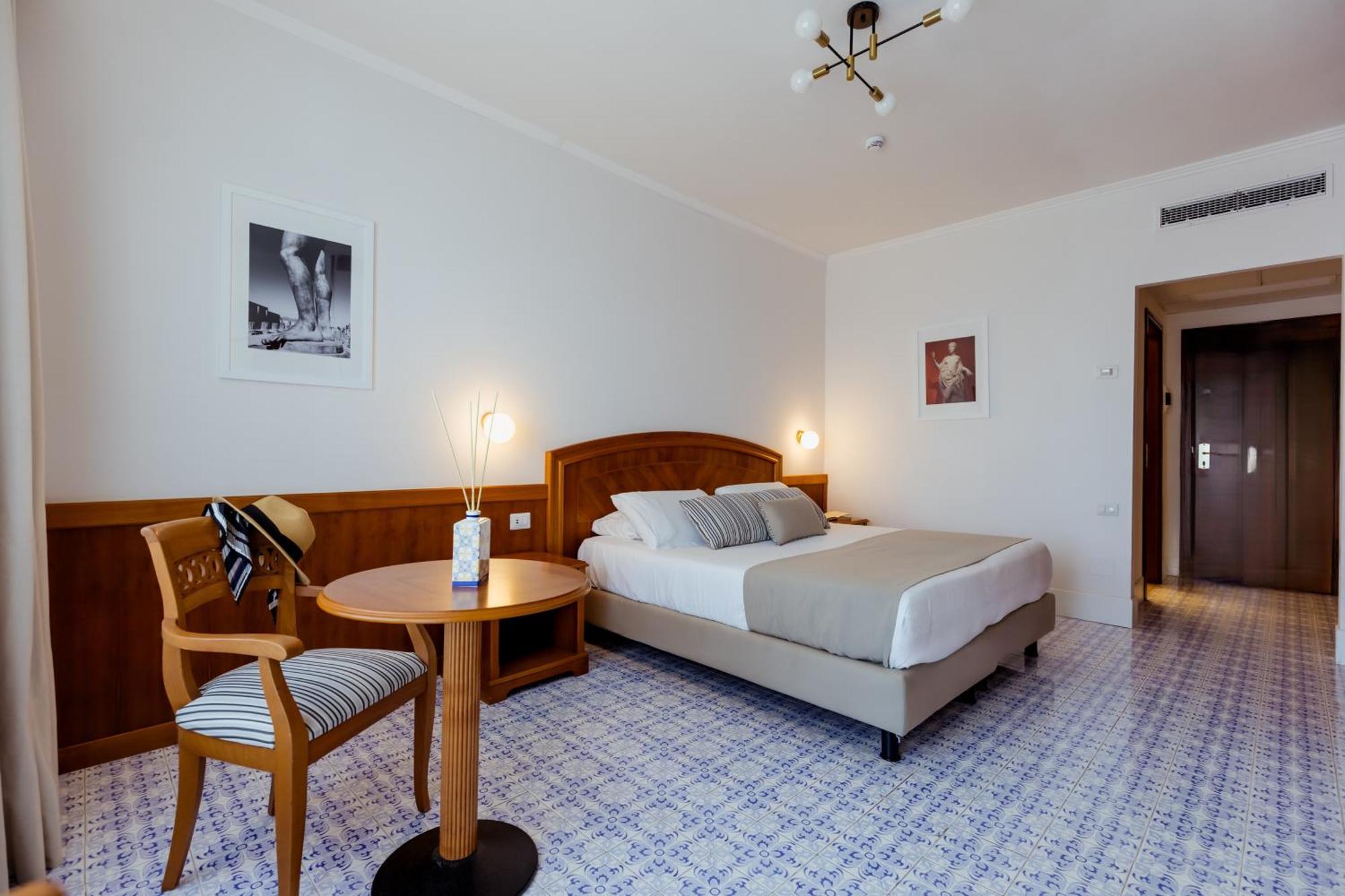 Superior Double or Twin Room Balcony Sea View