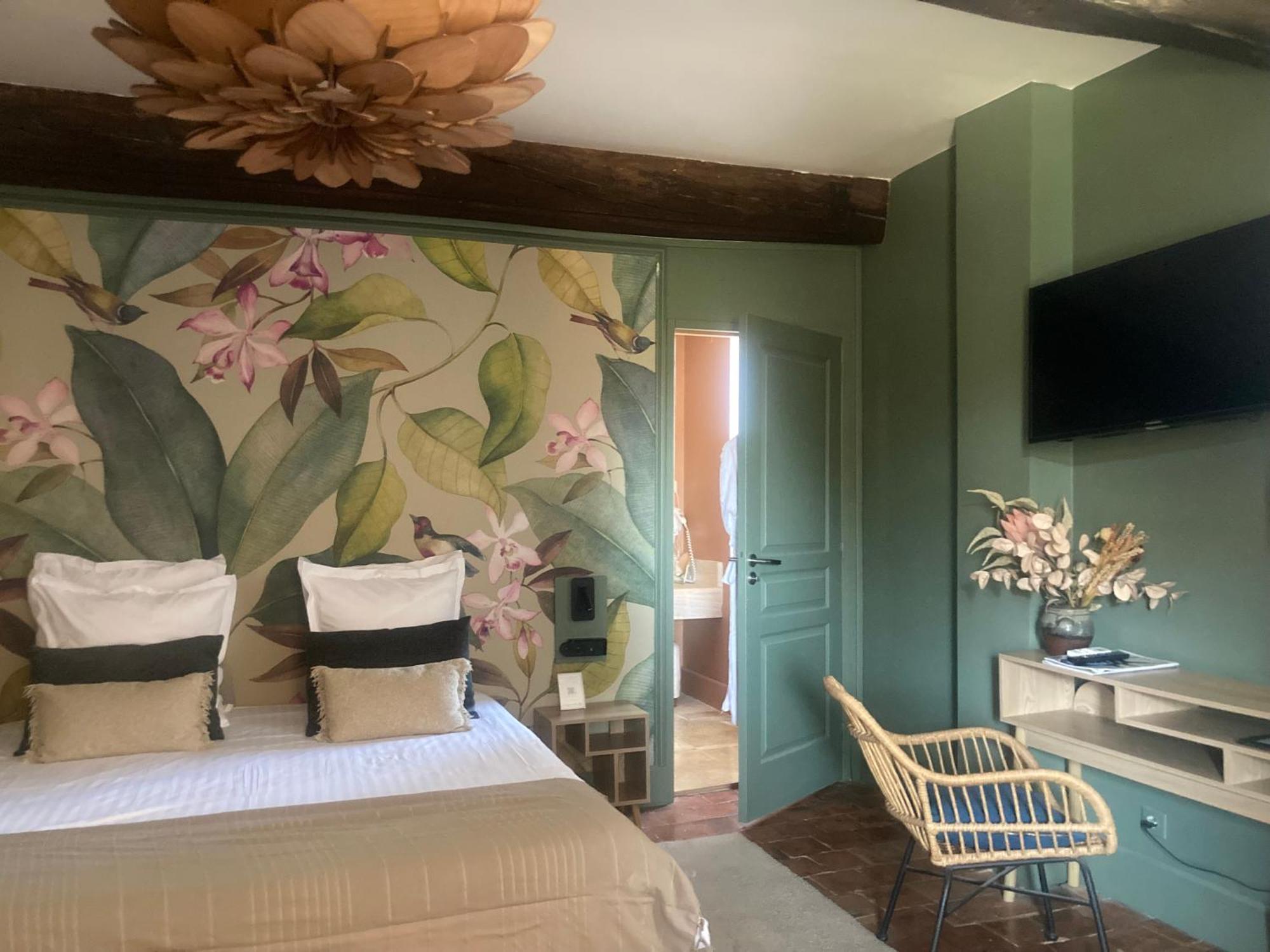 Superior Queen Room