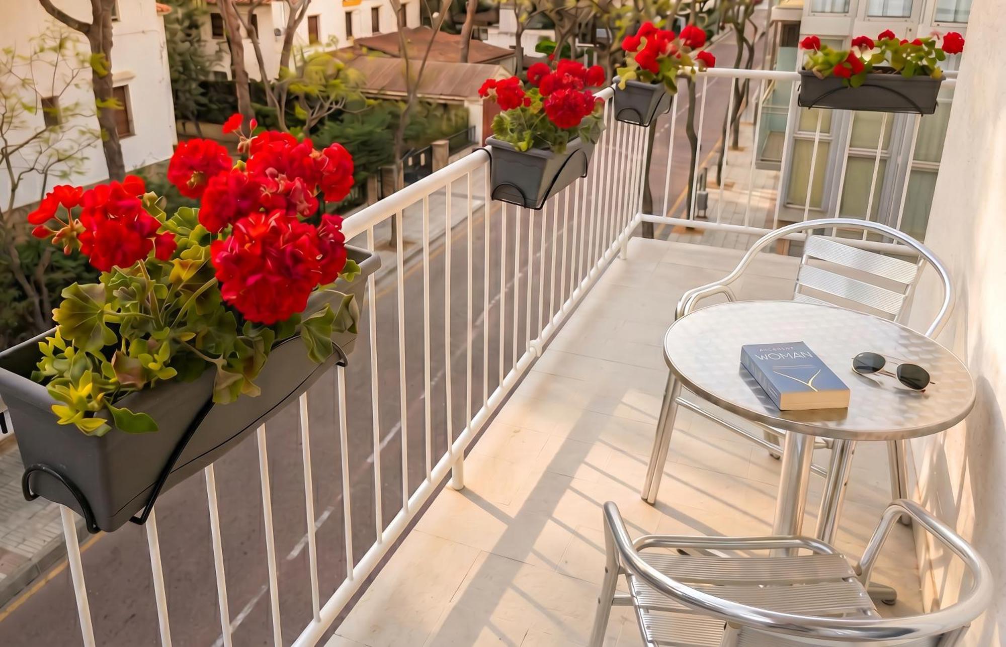 Double or Twin Room Balcony