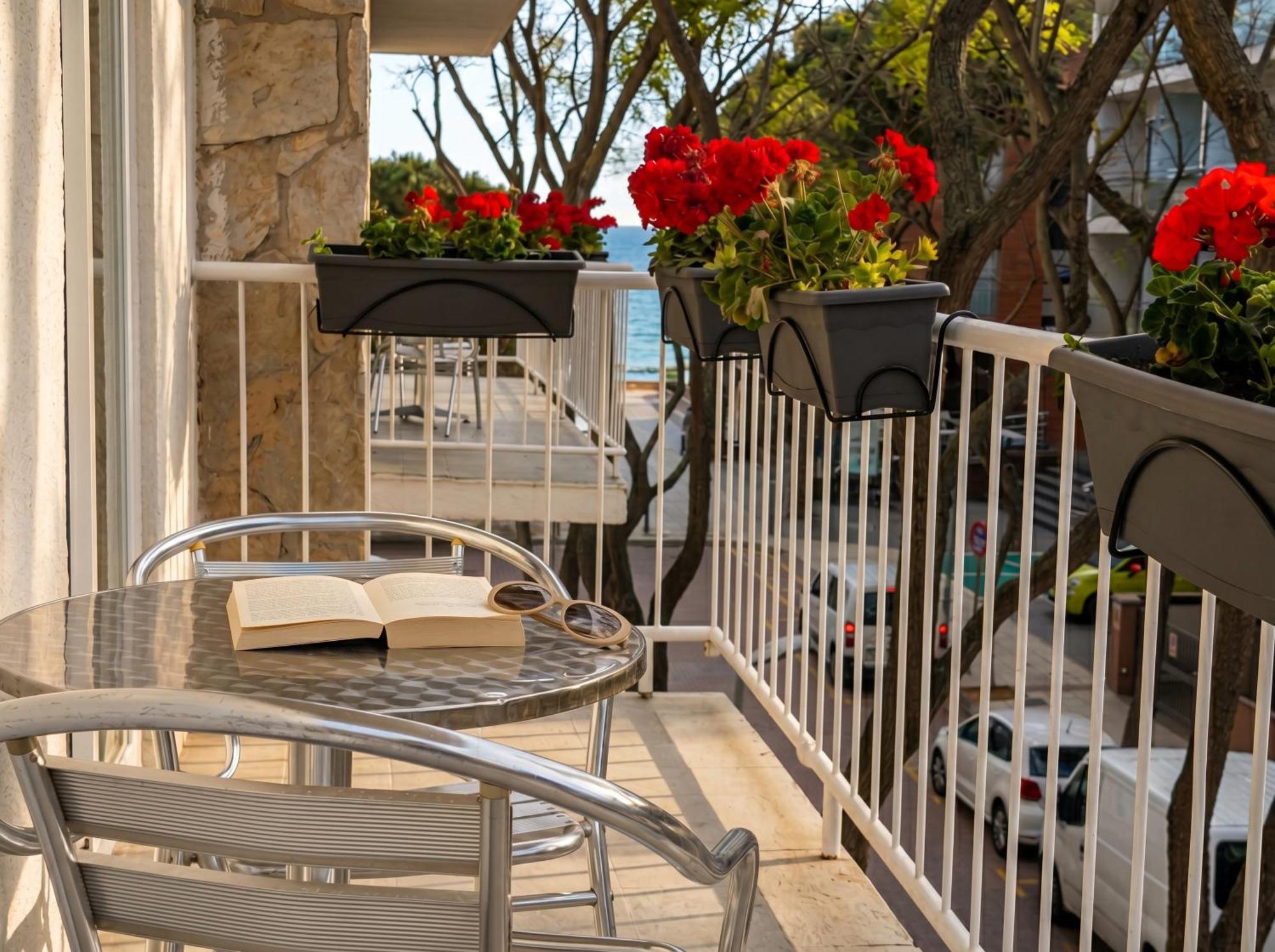 Double or Twin Room Balcony