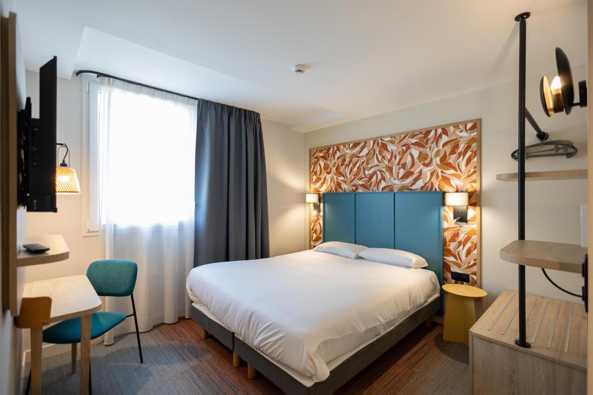 Superior Queen Room Two Queen Beds Communicating Rooms or Non-Smoking