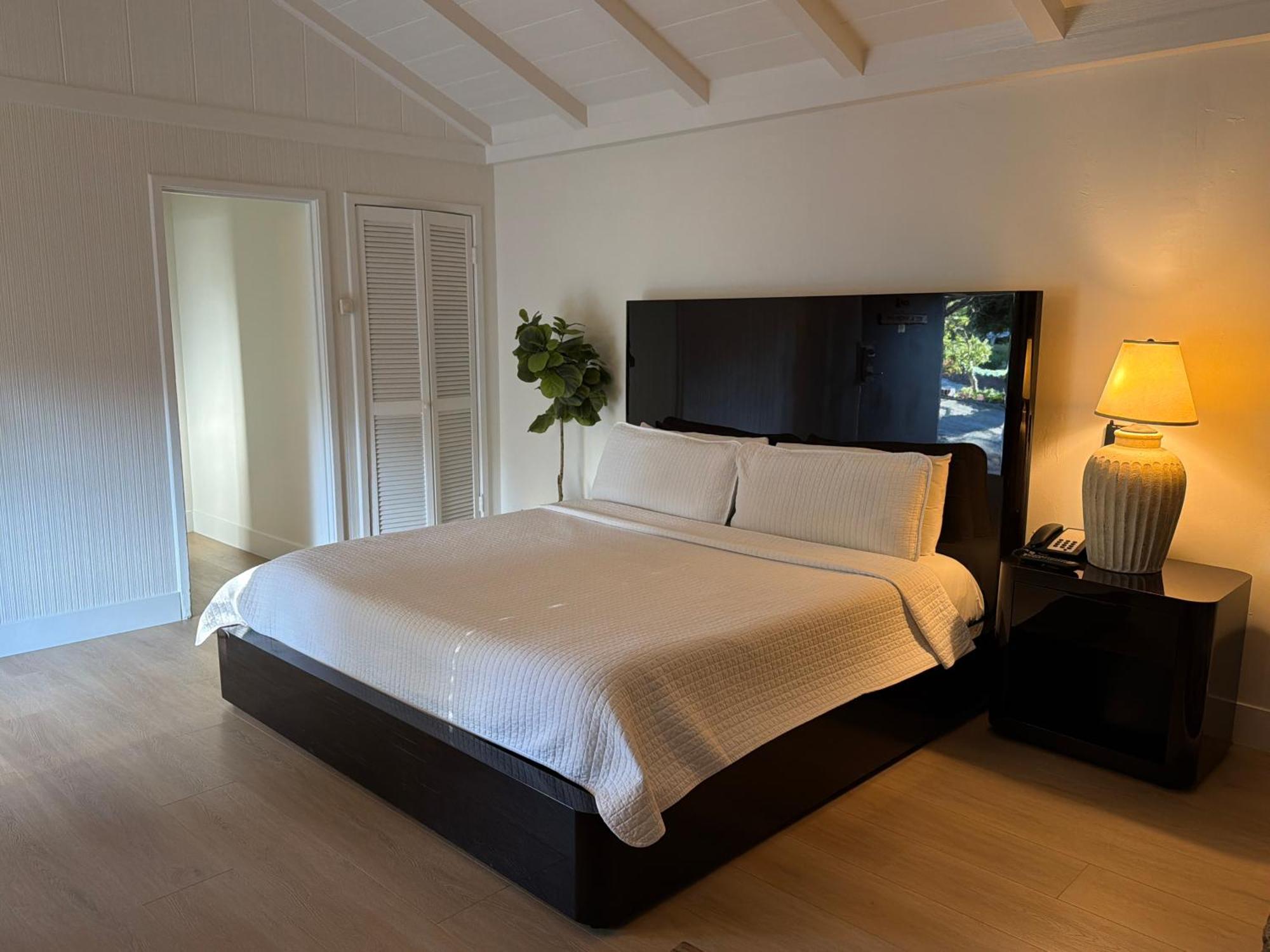 One-Bedroom King Cottage