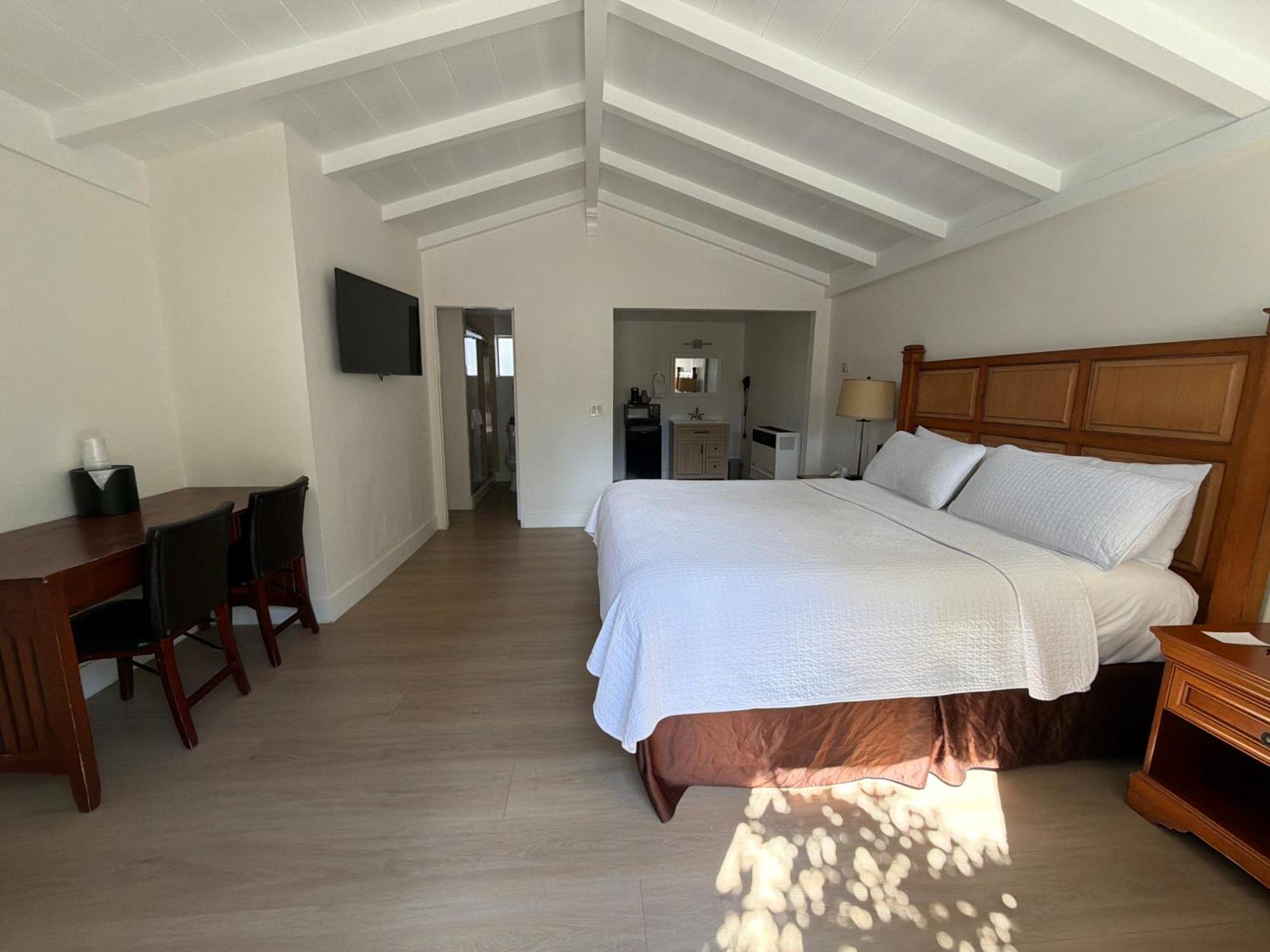 One-Bedroom King Cottage