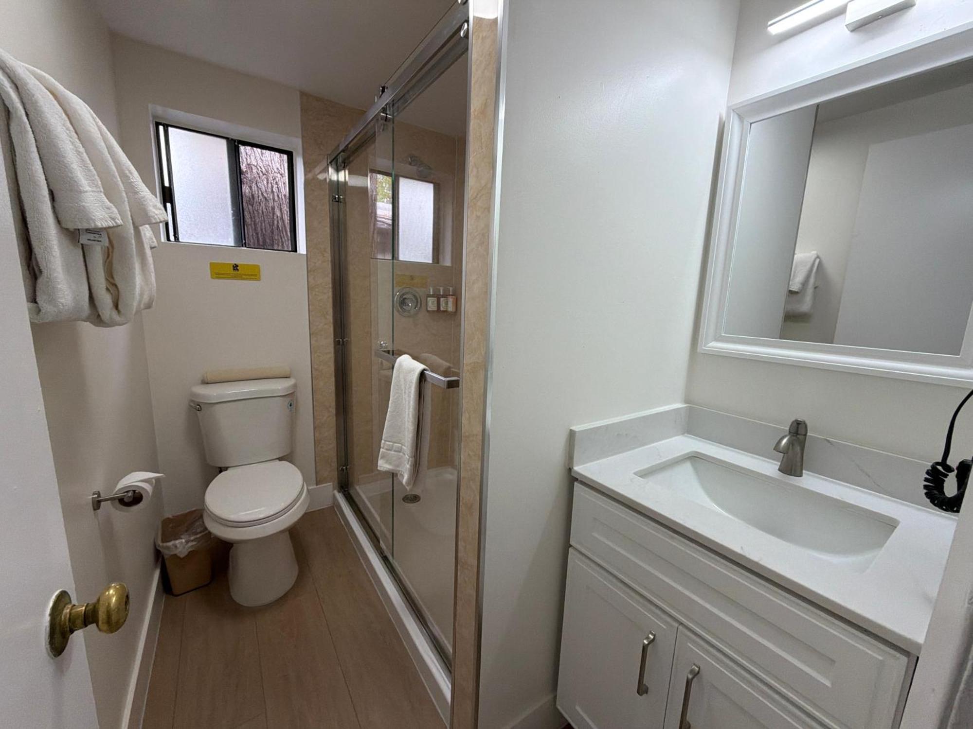 One-Bedroom King Cottage