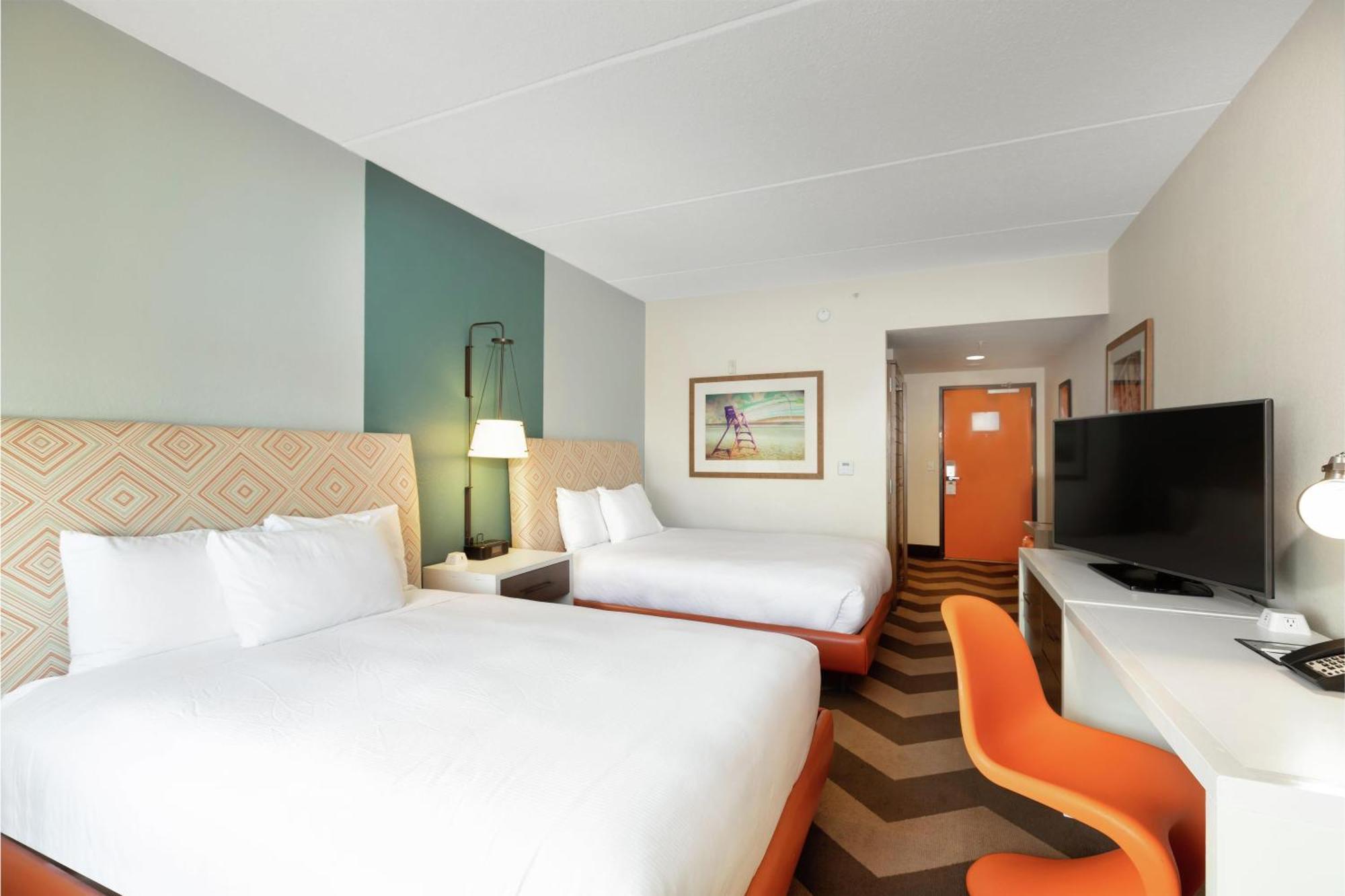 Queen Room with Two Queen Beds and Pool View