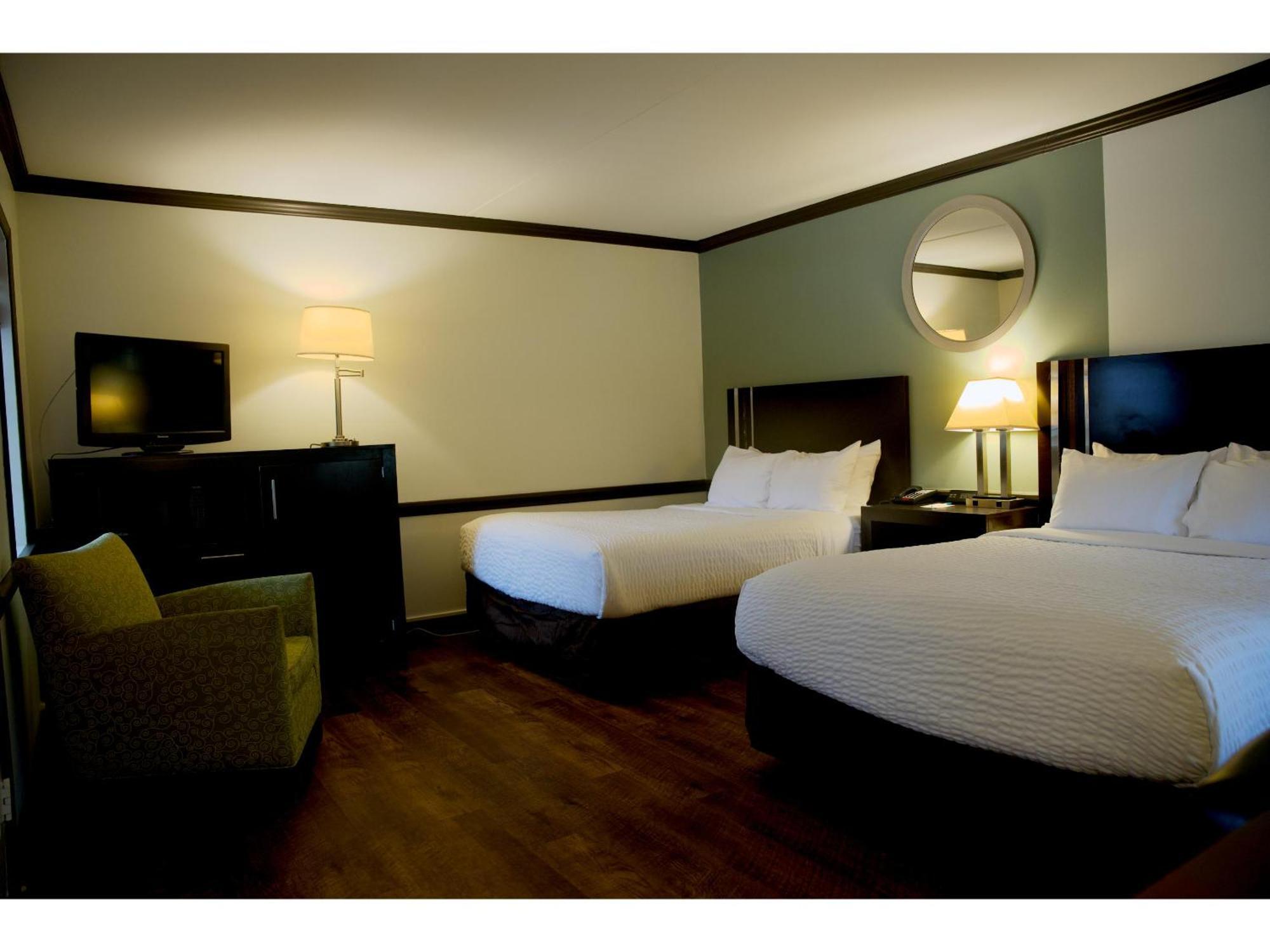 Standard Queen Room Two Queen Beds Upper Floor