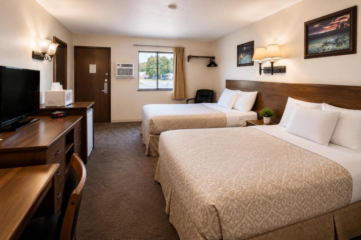 2 Queen Beds Non-Smoking
