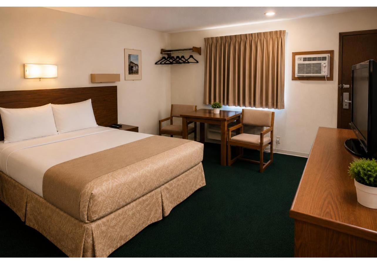 2 Queen Beds Non-Smoking
