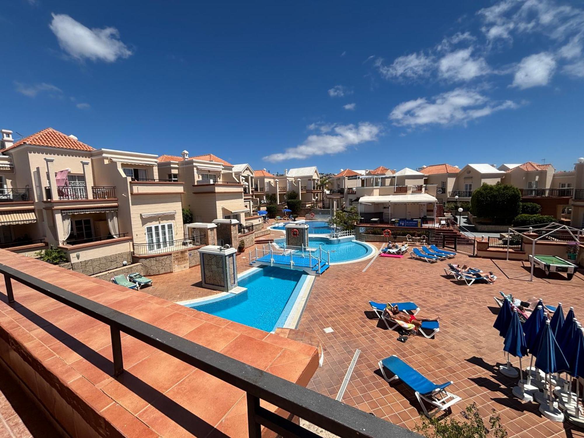 Suite Pool View