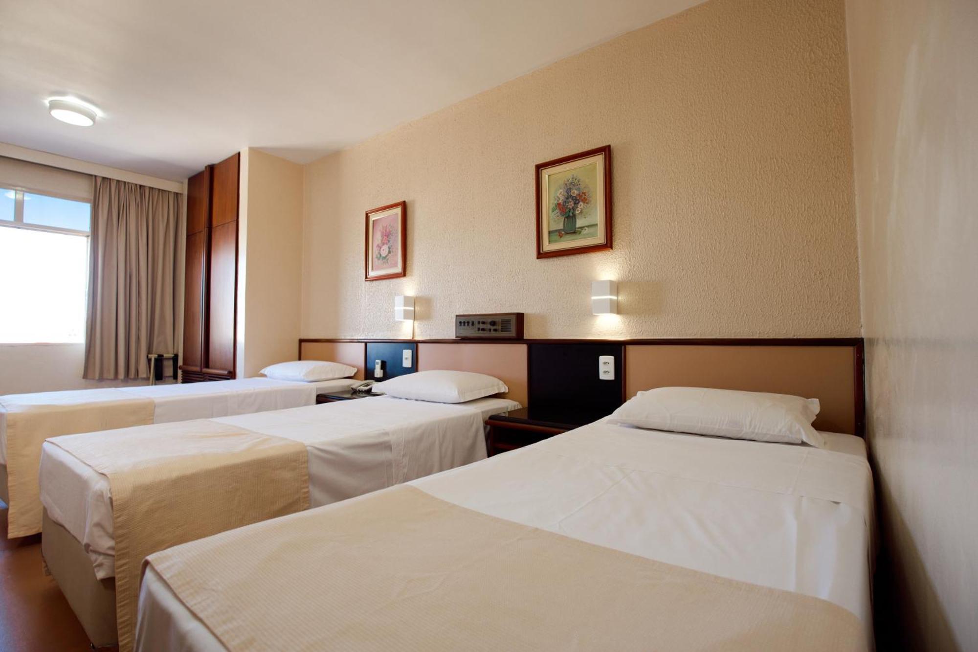 Superior Triple Room 3 Single Beds