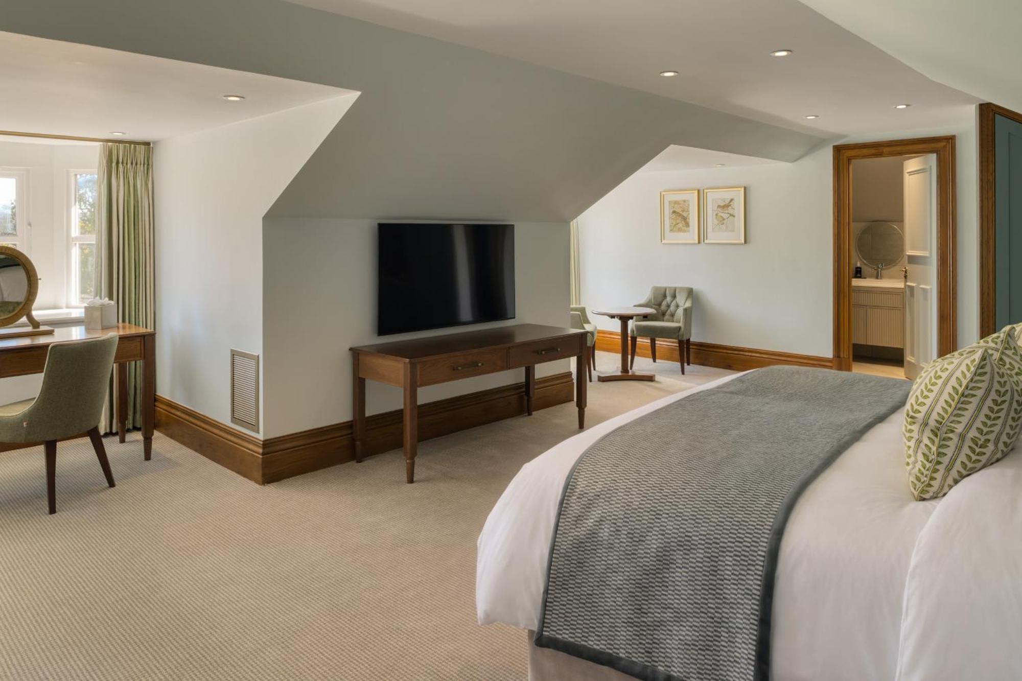 Deluxe Family Suite
