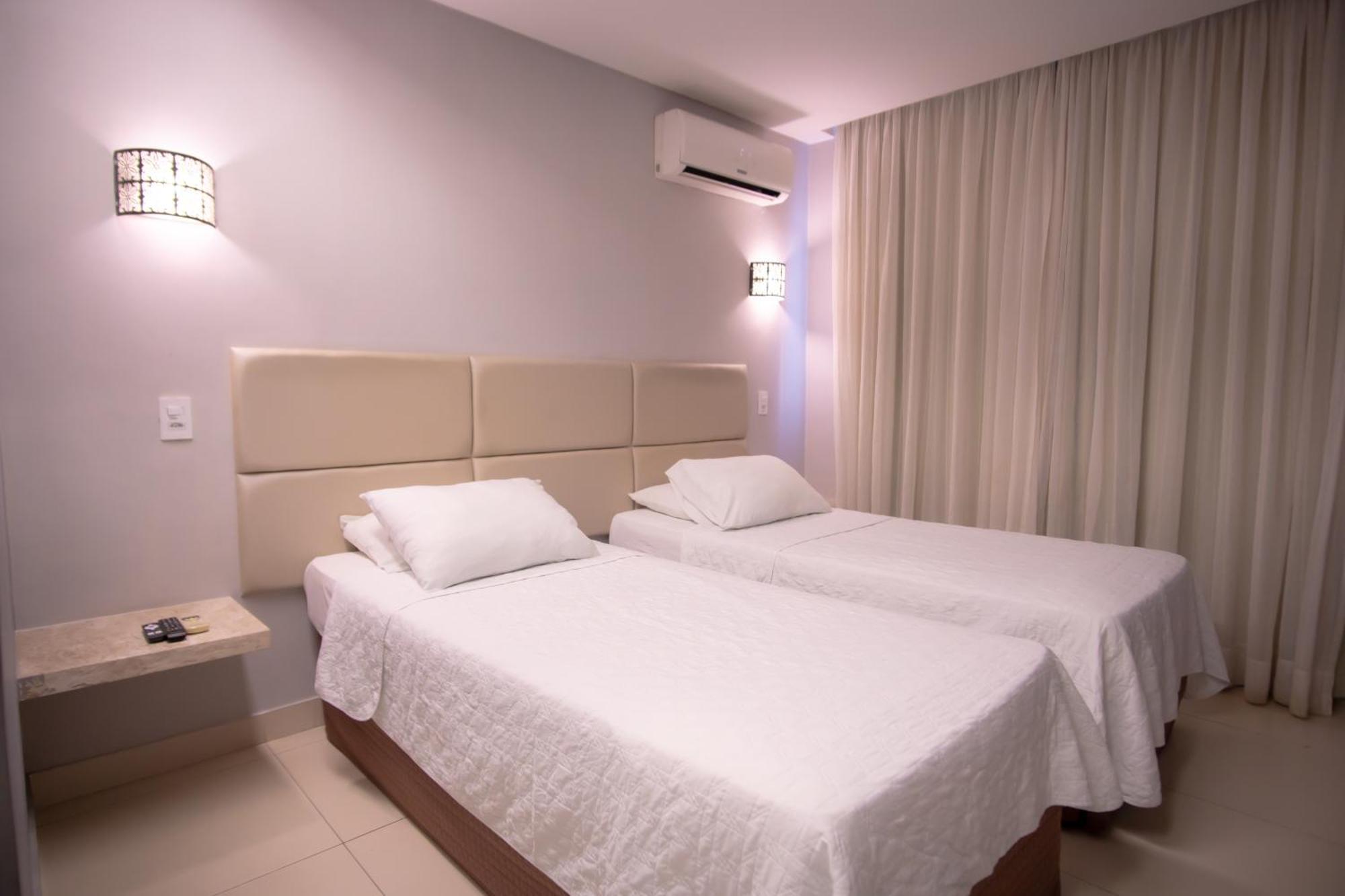 Quarto Pequeno com Cama de Casal ou 2 de Solteiro