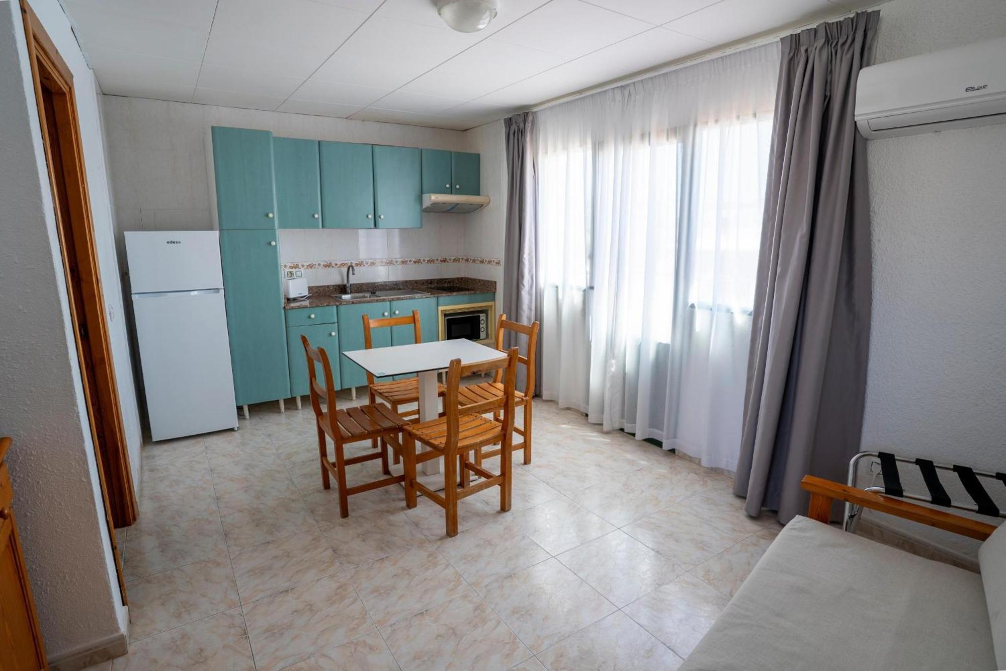 One Bedroom Apartment
