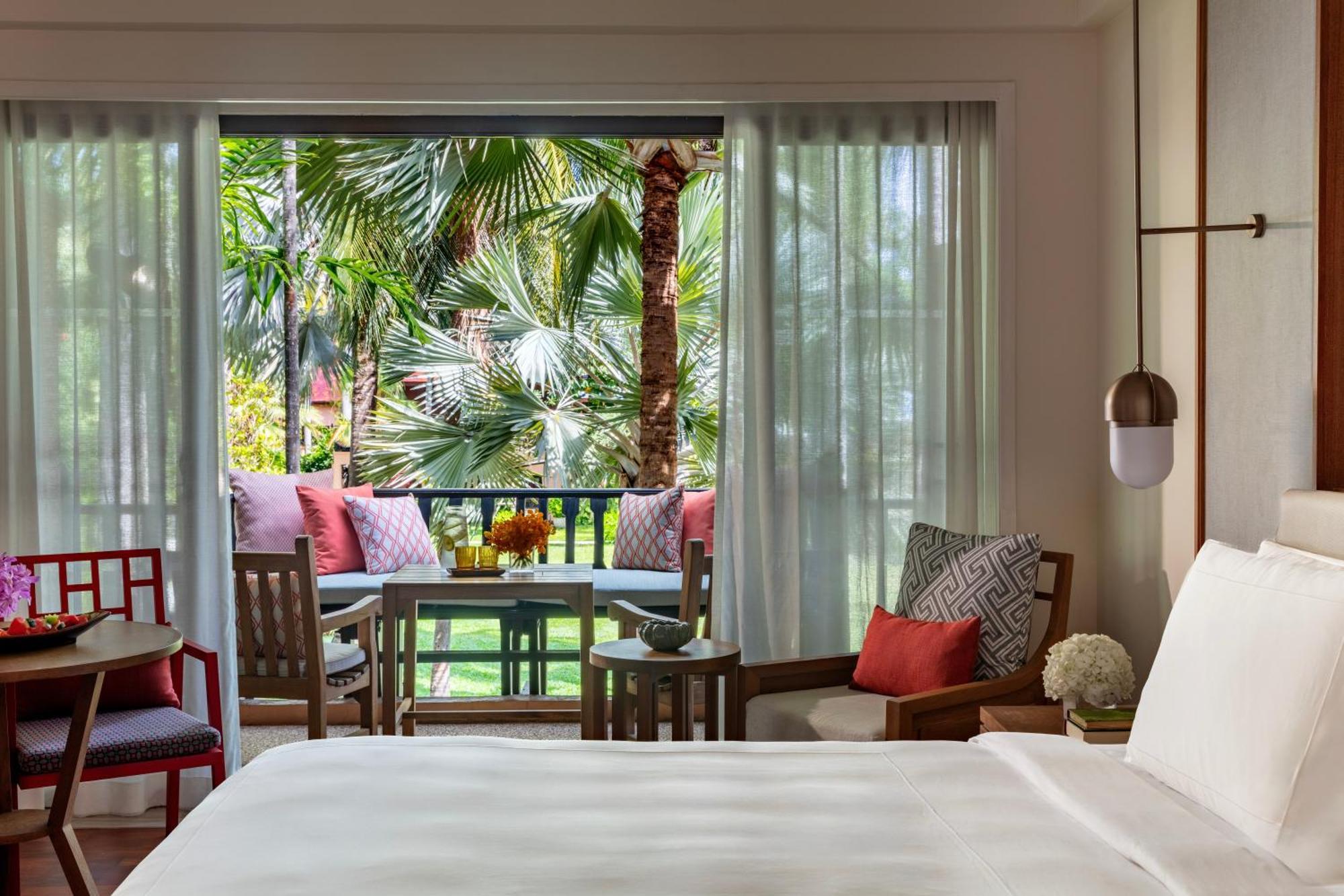 Deluxe Garden View Room