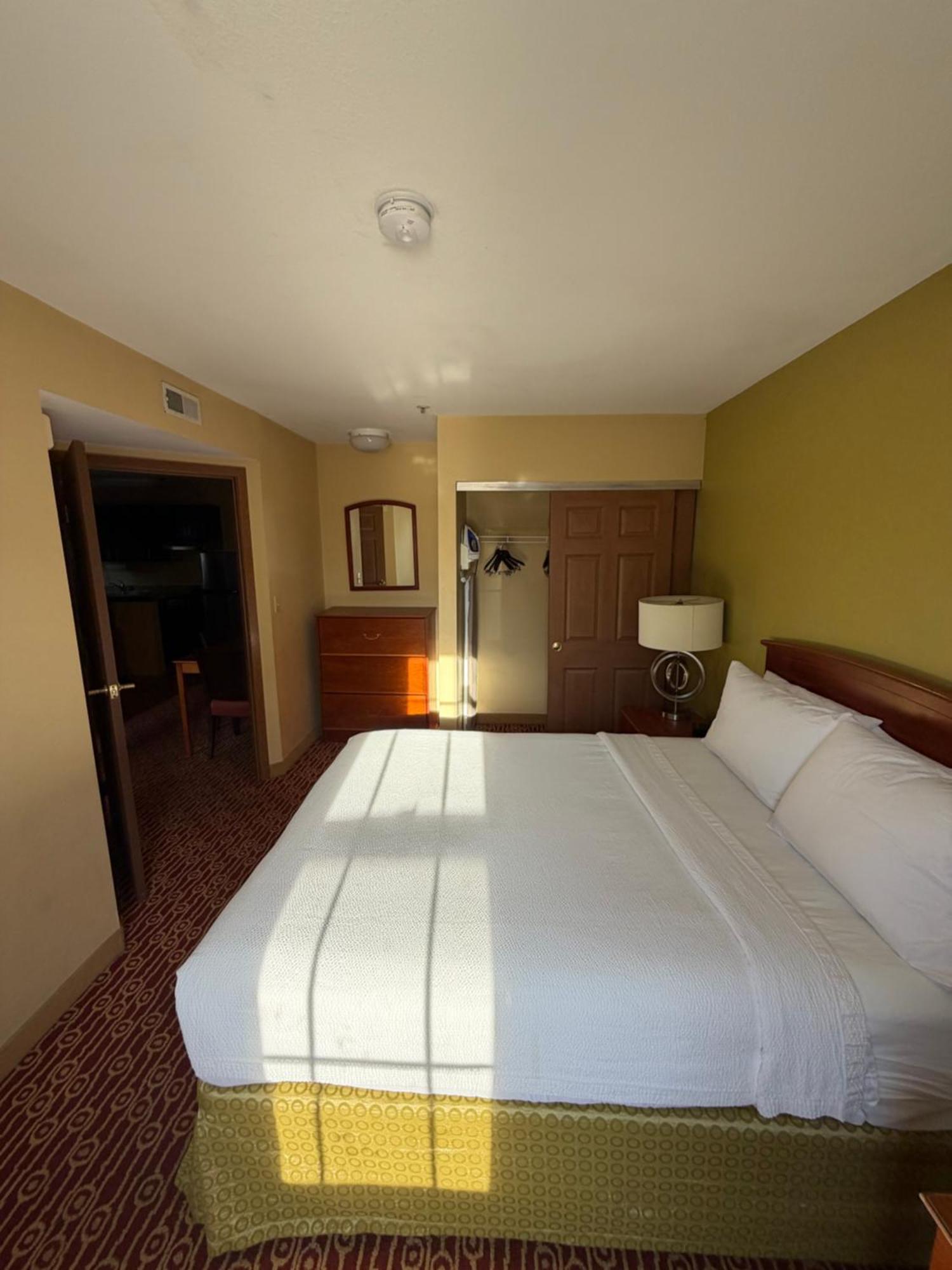 Efficiency Triple Room Sofa bed Non Smoking