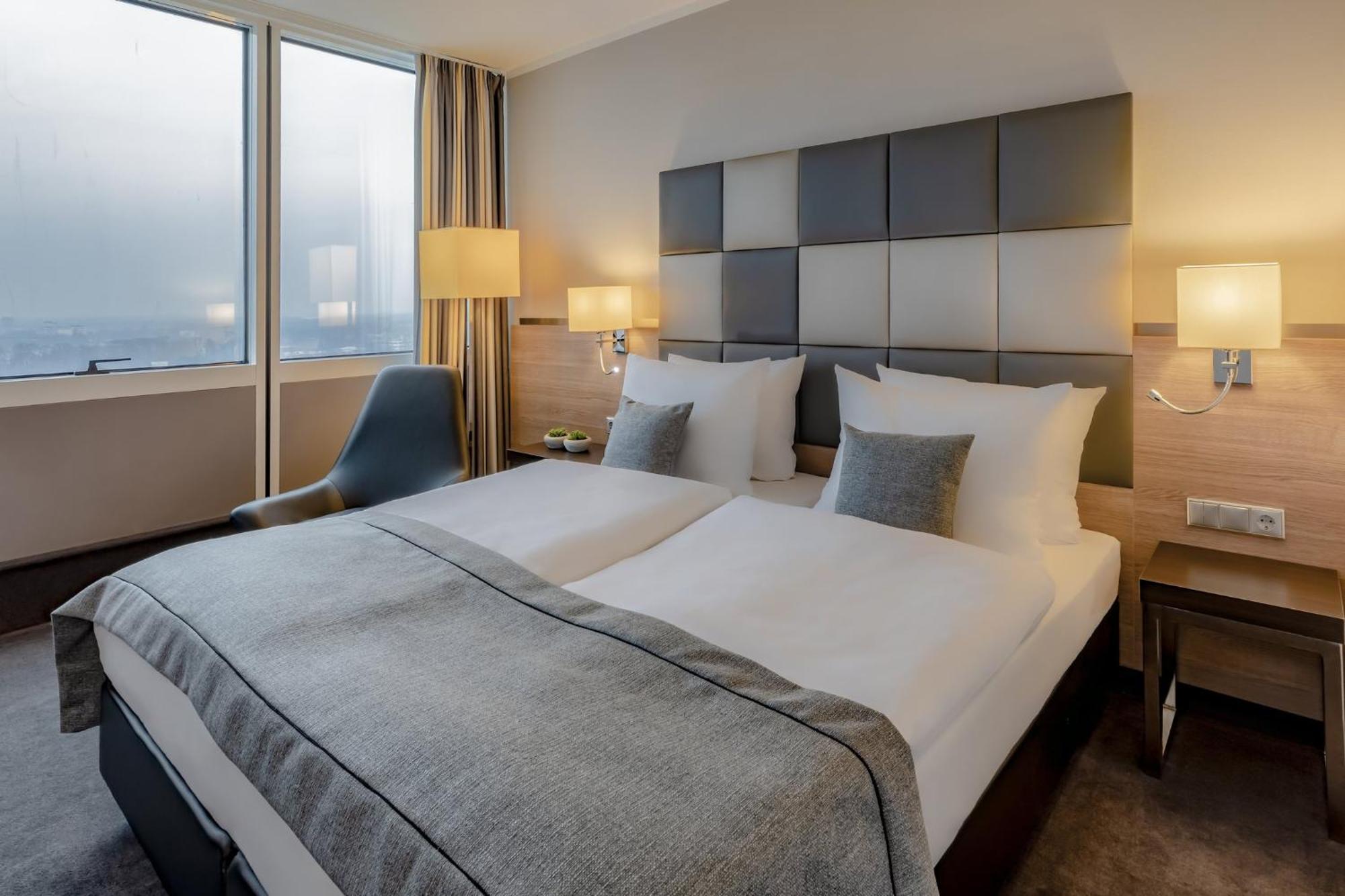 Standard Twin Room Two Twin Beds