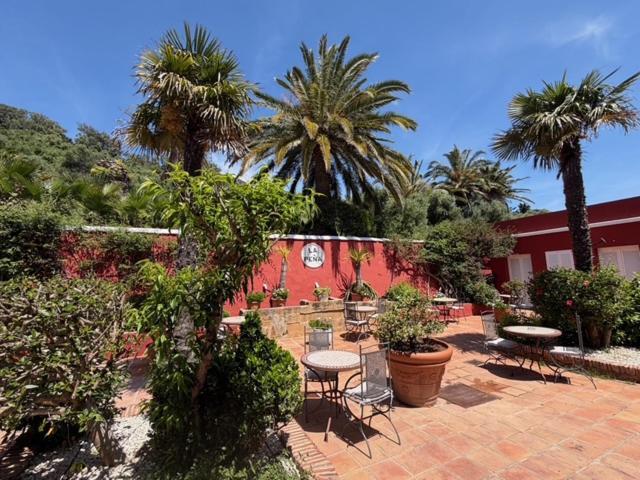 Double Superior Twin or Queen room courtyard view