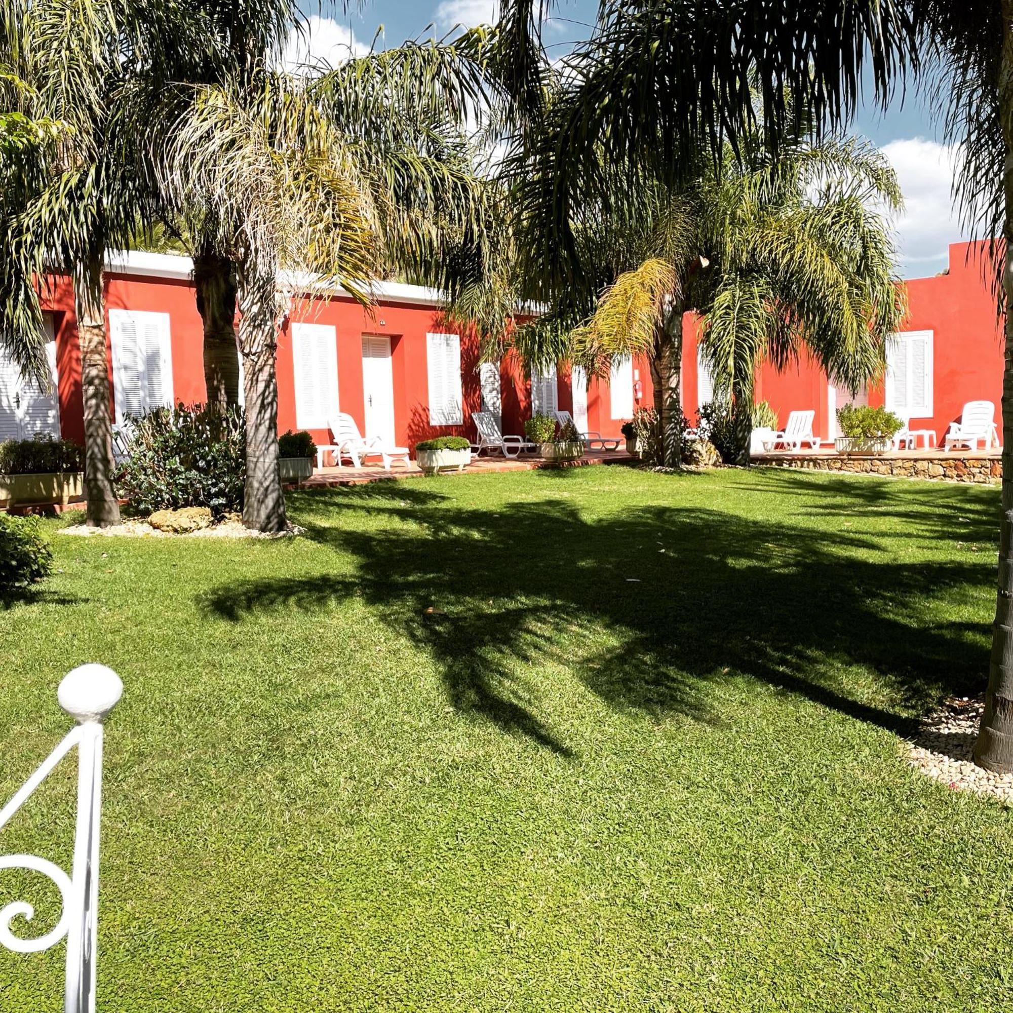 Double or Twin Room Garden View
