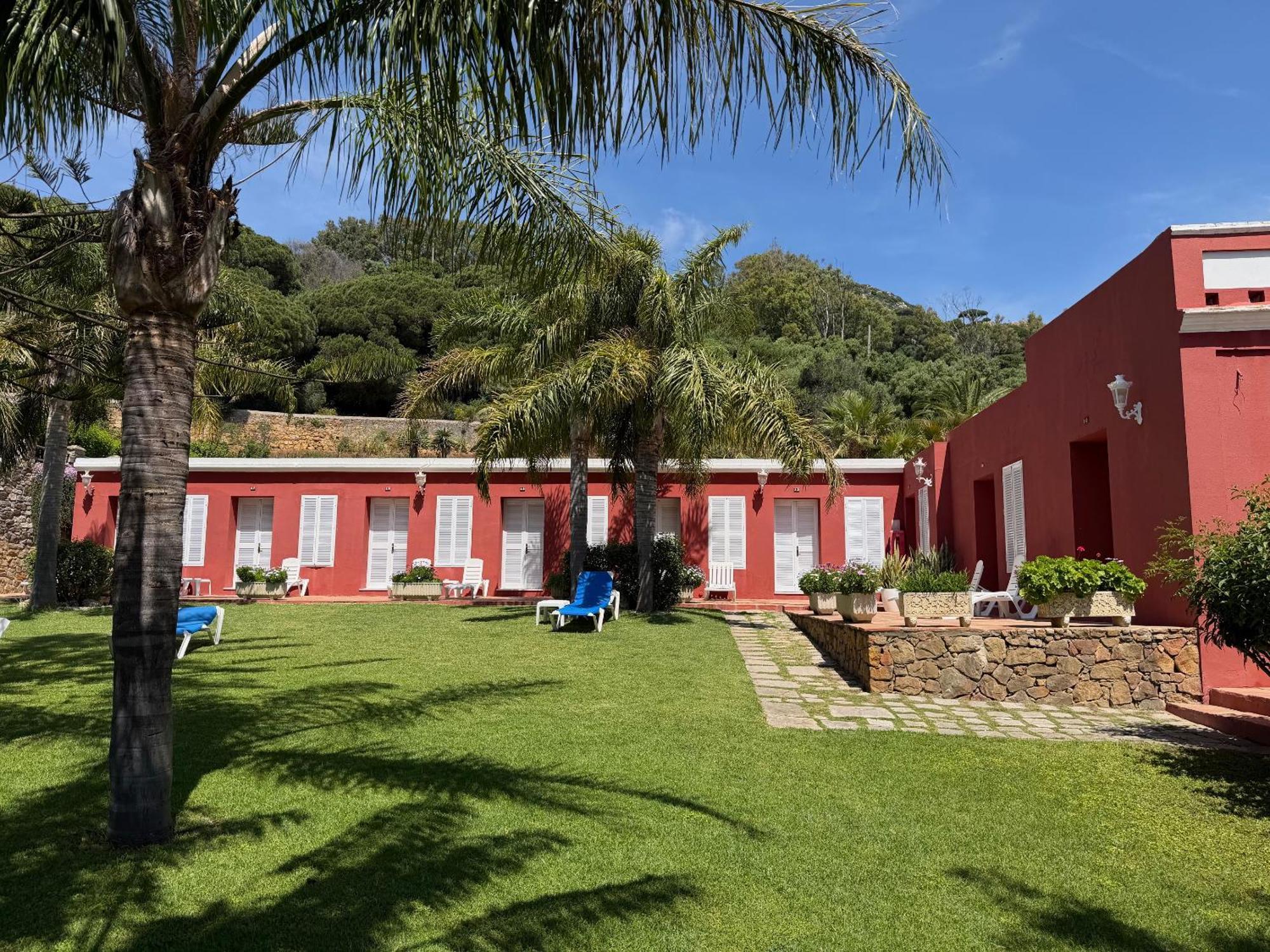 Double or Twin Room Garden View