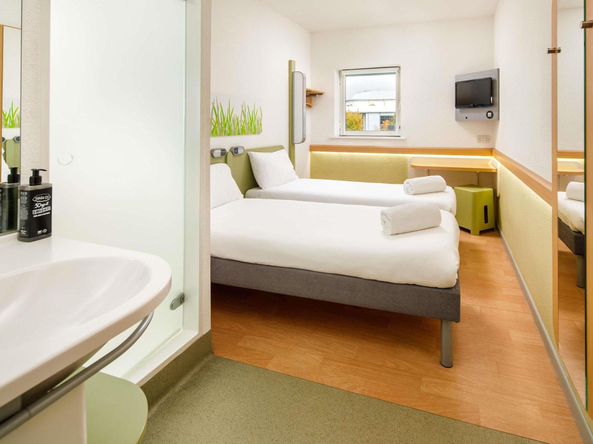 Classic Twin Room
