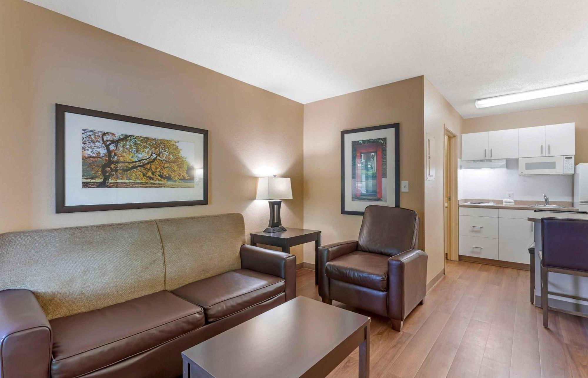 One Bedroom Suite Non-Smoking