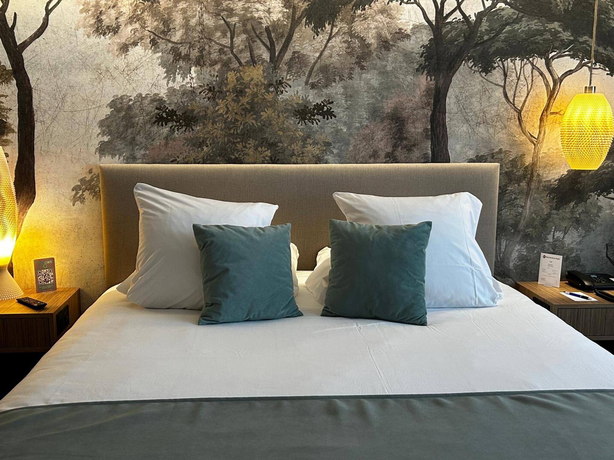 Chambre Lit King-Size Deluxe - Non-Fumeurs