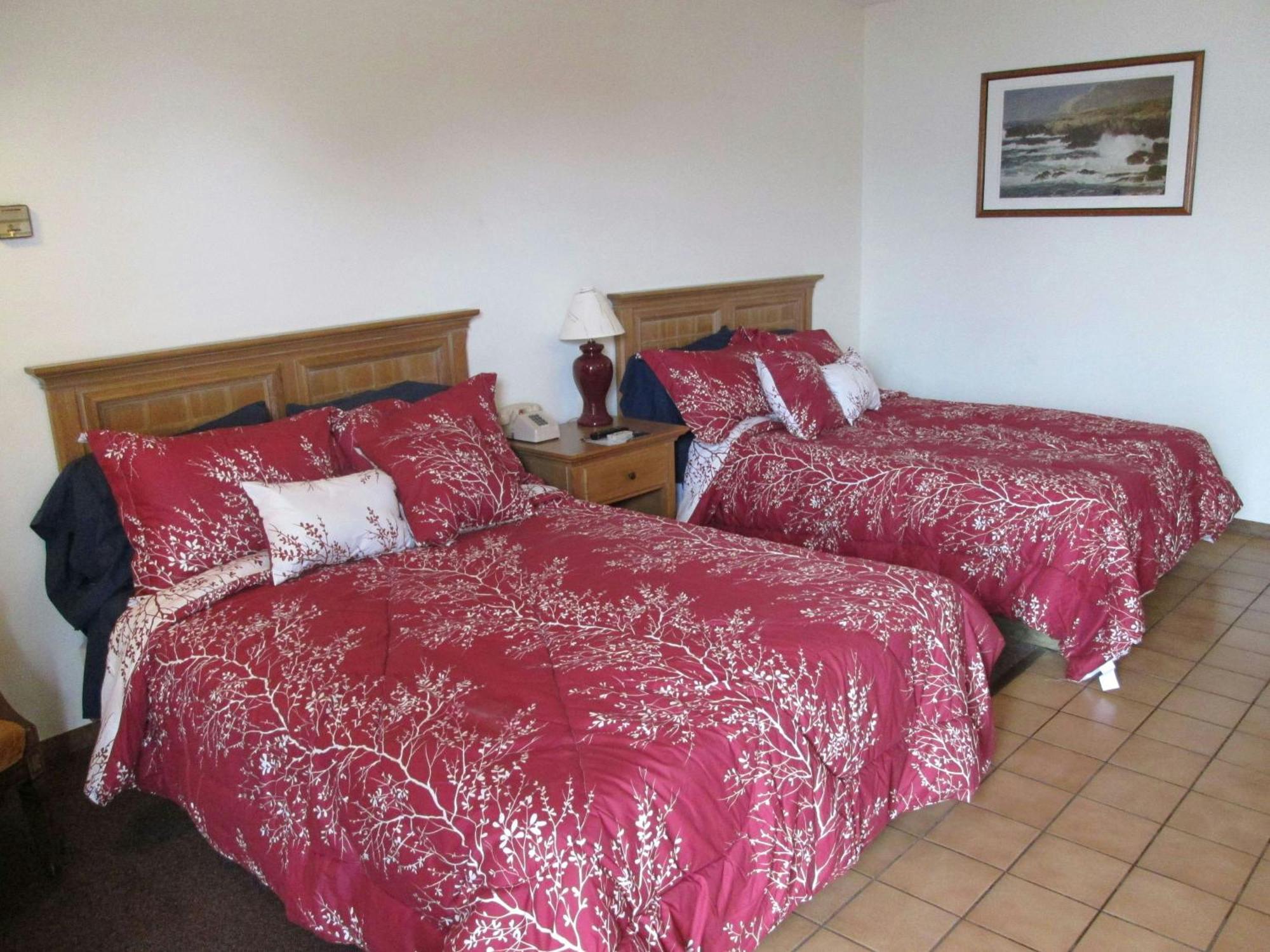 Double Room Two Double Beds Non-Smoking