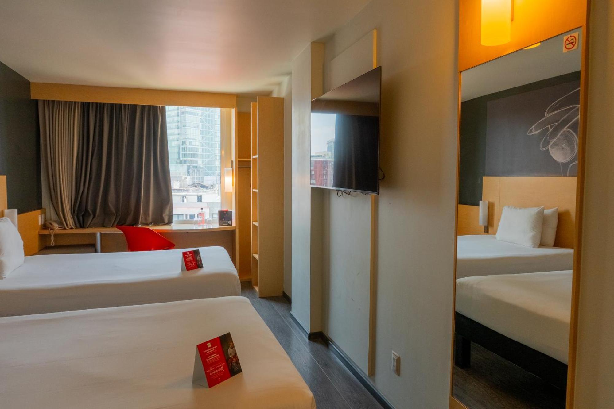 Standard Room Twin Double Beds