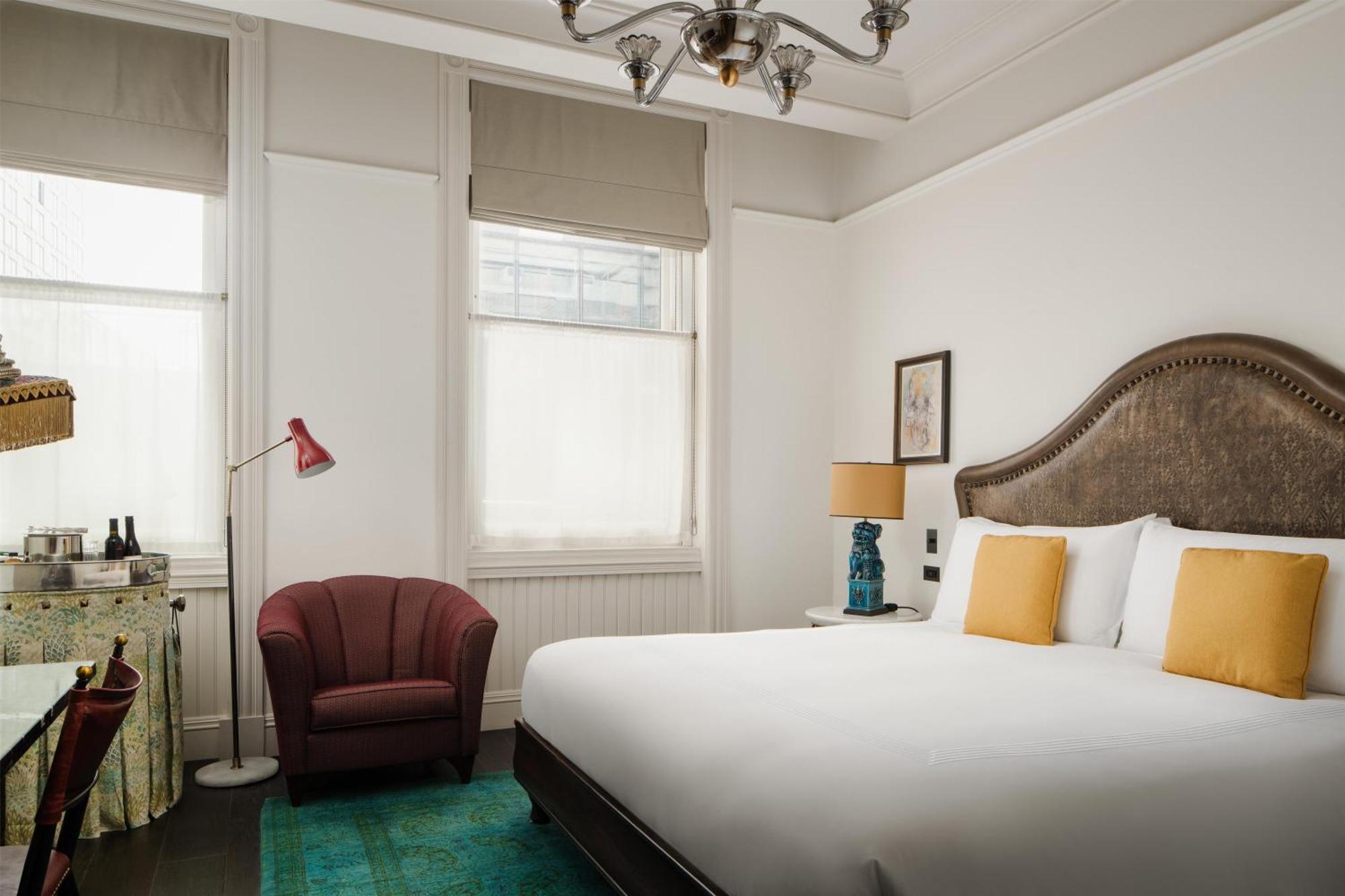 Deluxe King Room