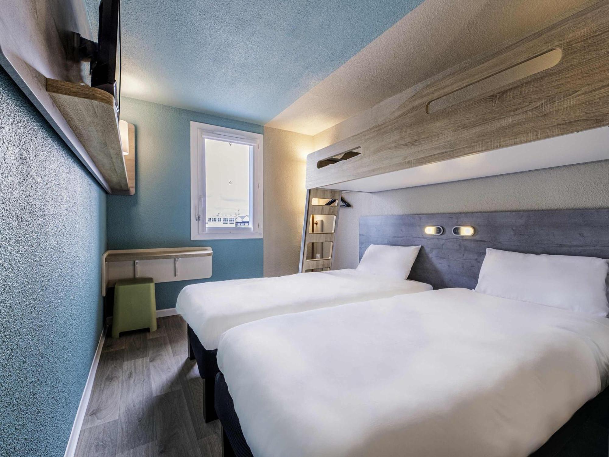 Triple Room Two Single Beds One Bunk Bed