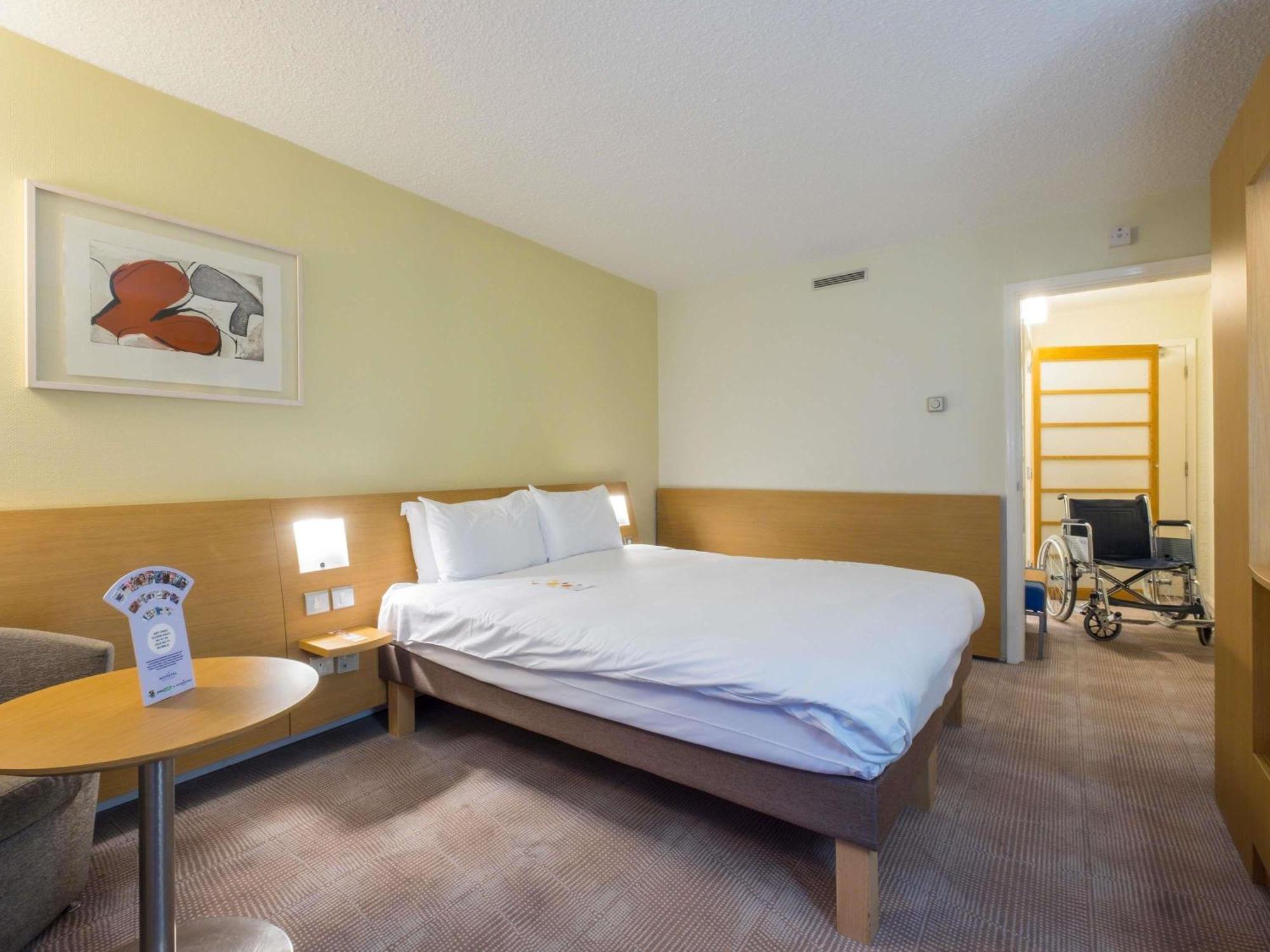 Superior Double Room Mobility Accessible