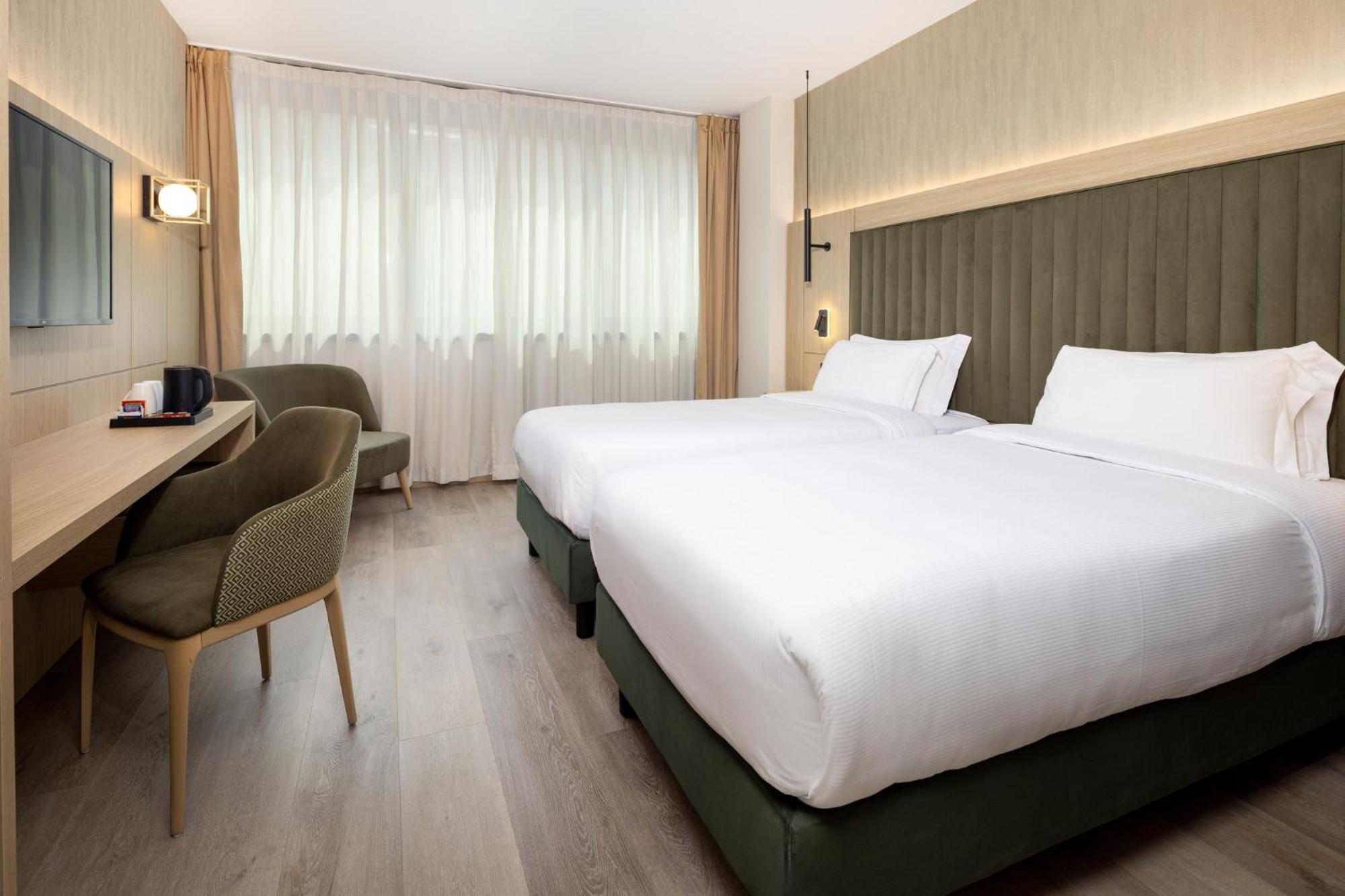 Premium Twin Room