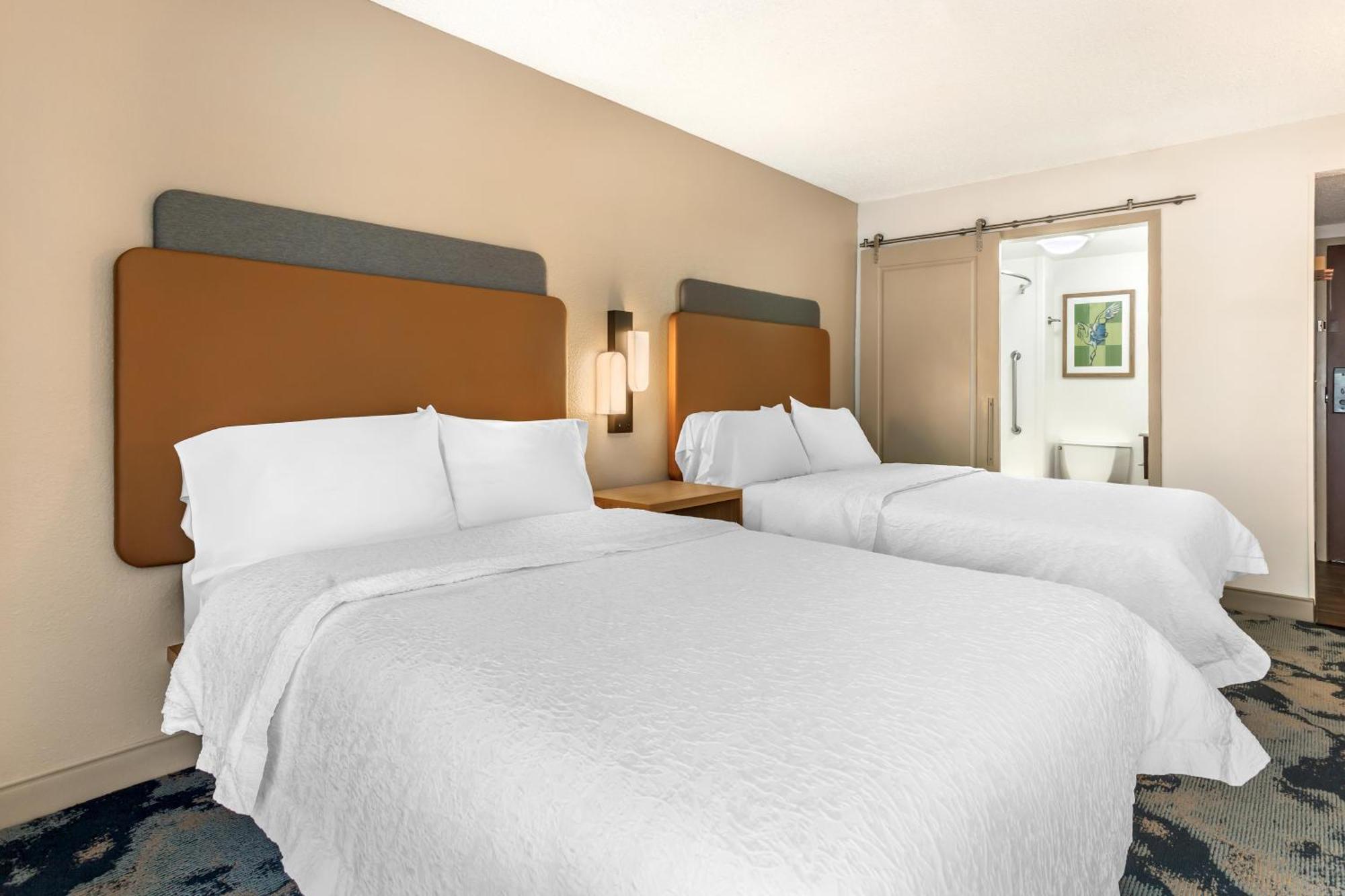 Deluxe Double Room Two Double Beds