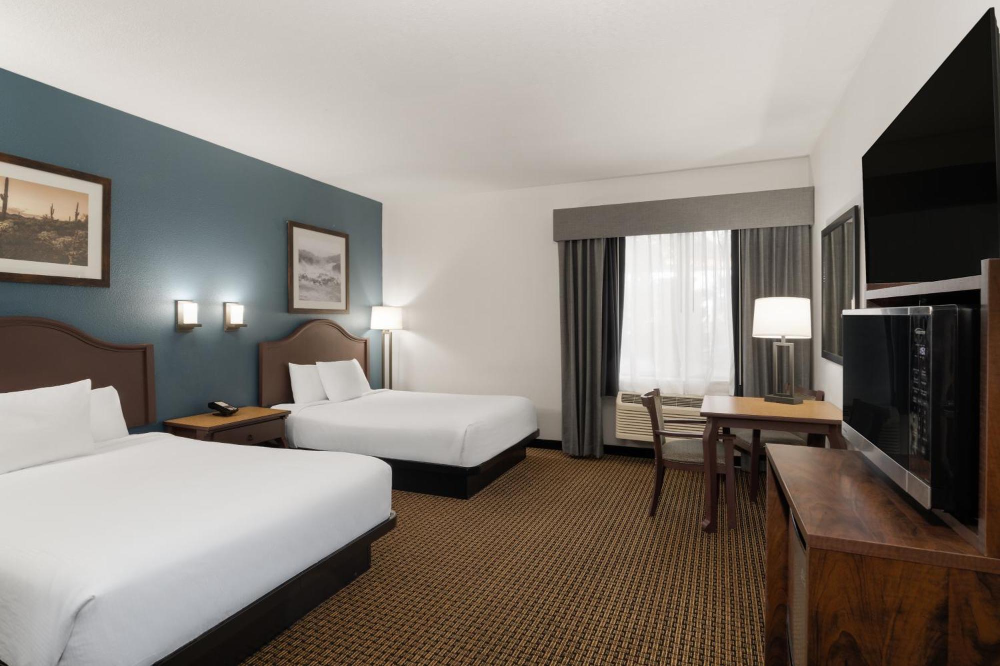 Queen Room with Two Queen Beds - Non-Smoking