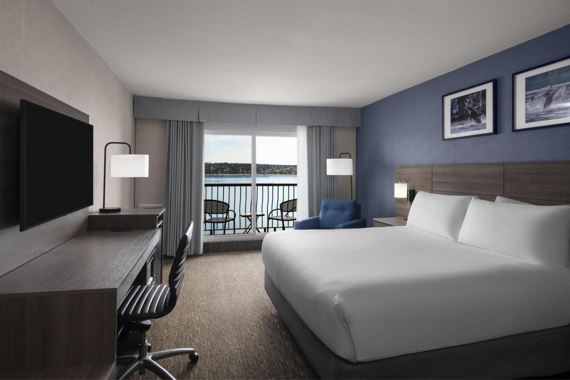 King Room Balcony Non-Smoking or Upper Floor