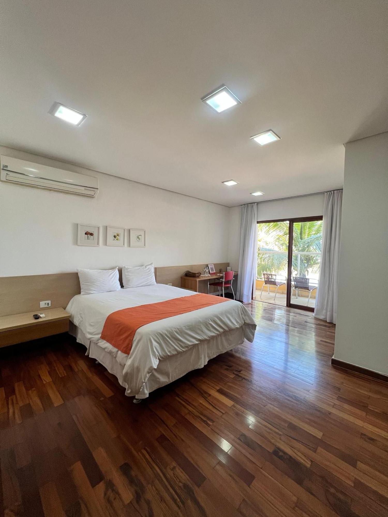 Quarto Duplo Standard