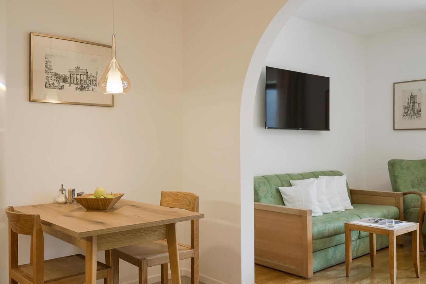 Large Double Room