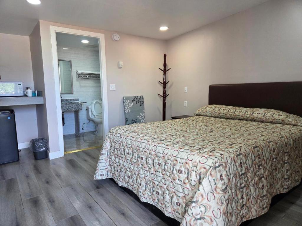 Small Double Room