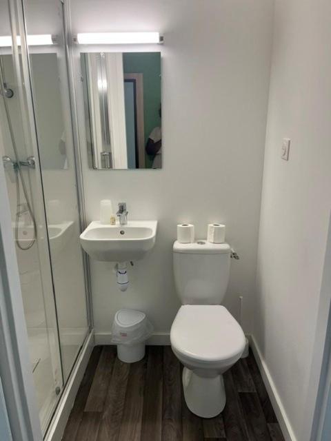 Double Room Private Bathroom
