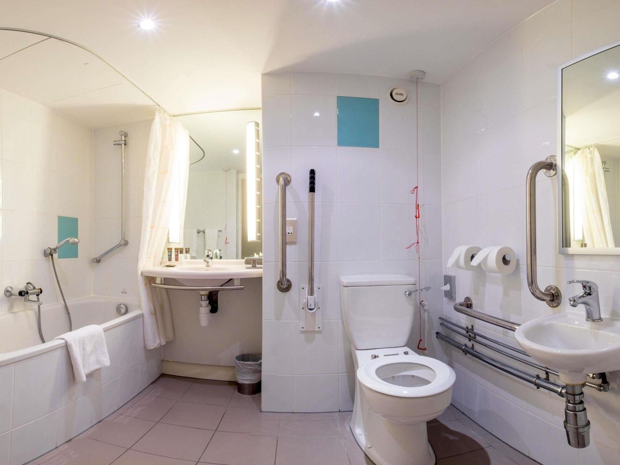 Superior Double Room Mobility Accessible
